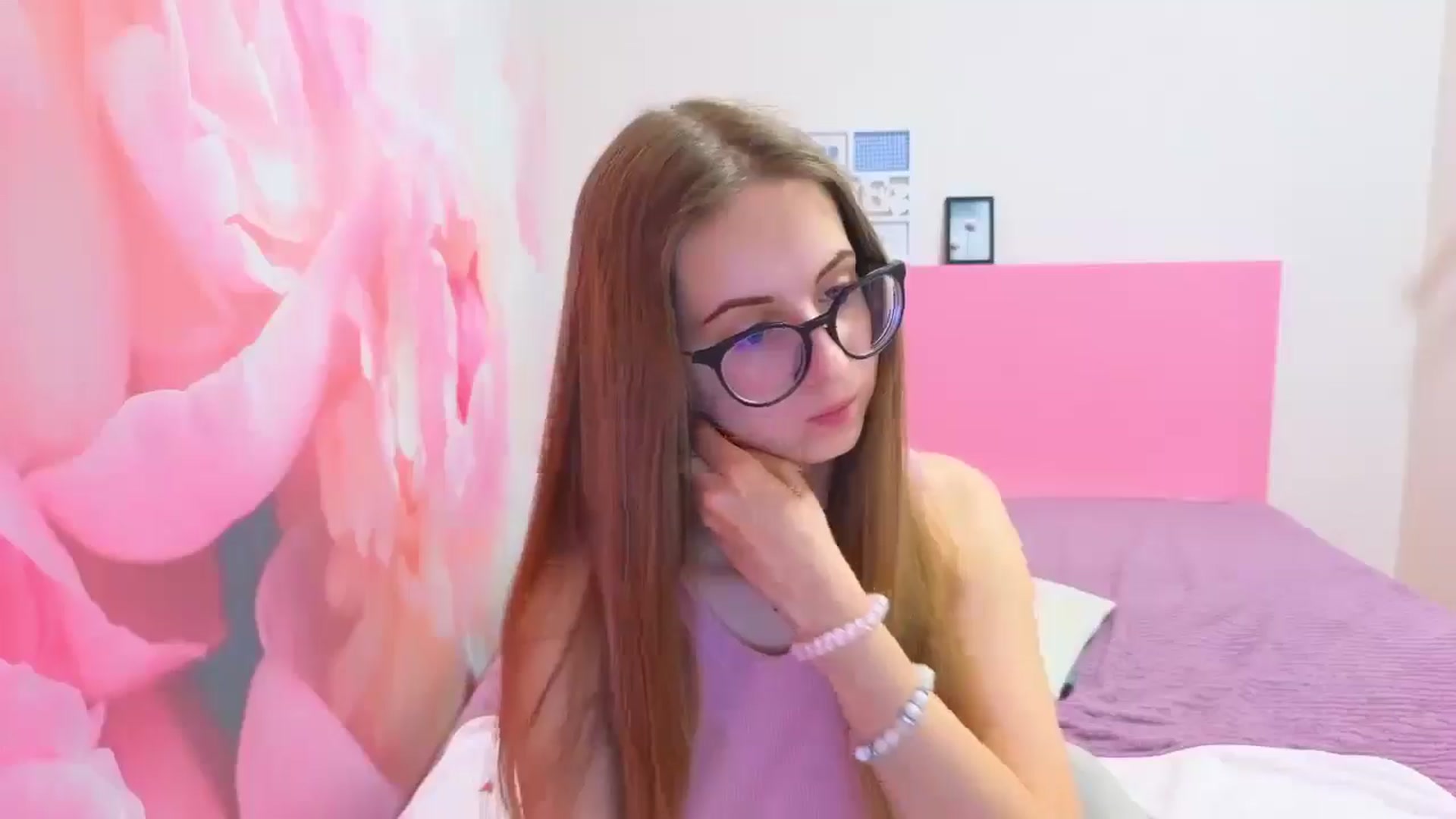 Gallery image thumbnail from Kristina_Adel's myfreecams stream on, 01/22/2026, 14:55 image 8 of 20