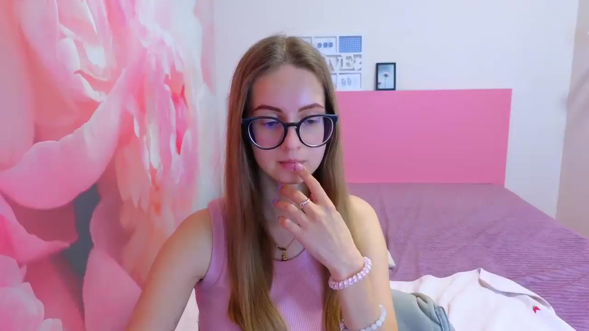 Gallery image thumbnail from Kristina_Adel's myfreecams stream on, 01/28/2026, 11:54 image 19 of 20