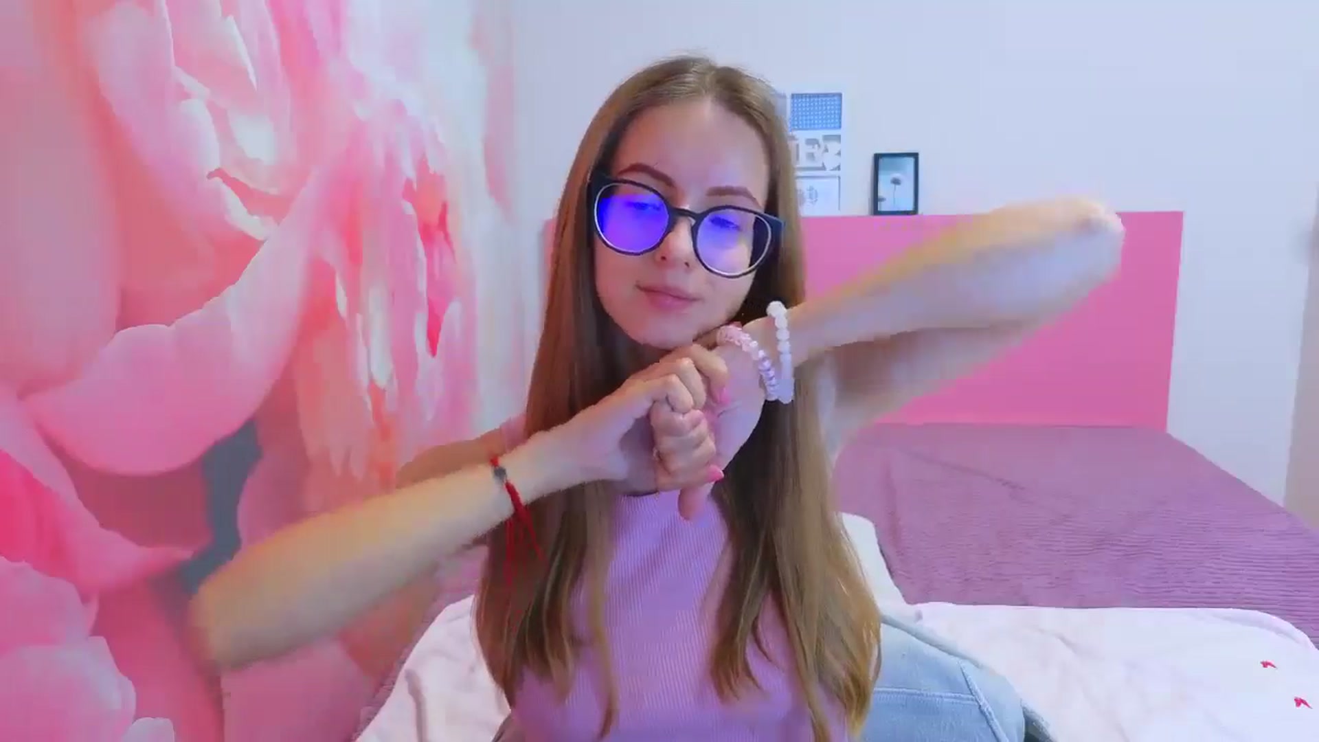Gallery image thumbnail from Kristina_Adel's myfreecams stream on, 01/29/2026, 10:31 image 2 of 20