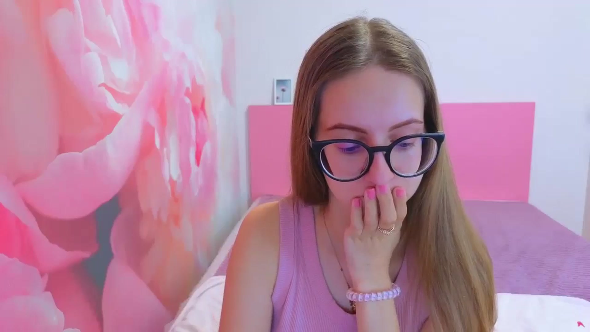 Gallery image thumbnail from Kristina_Adel's myfreecams stream on, 01/30/2026, 11:58 image 6 of 20
