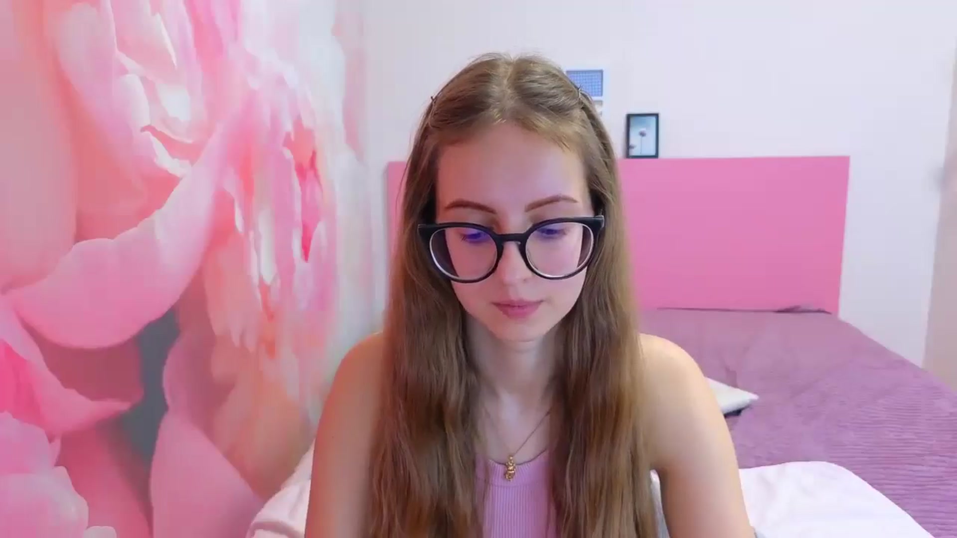 Gallery image thumbnail from Kristina_Adel's myfreecams stream on, 01/31/2026, 12:12 image 17 of 20