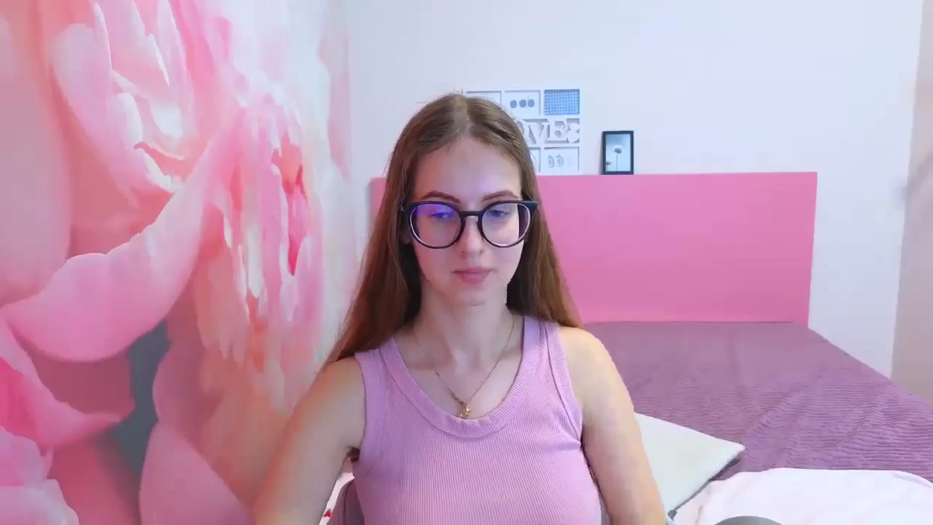 Gallery image thumbnail from Kristina_Adel's myfreecams stream on, 02/02/2026, 11:33 image 18 of 20