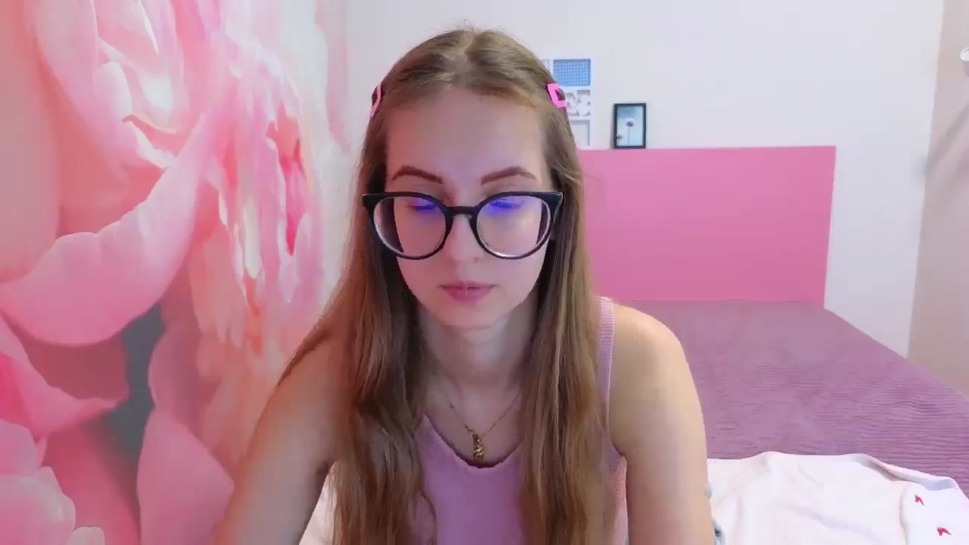 Gallery image thumbnail from Kristina_Adel's myfreecams stream on, 02/09/2026, 10:29 image 17 of 20
