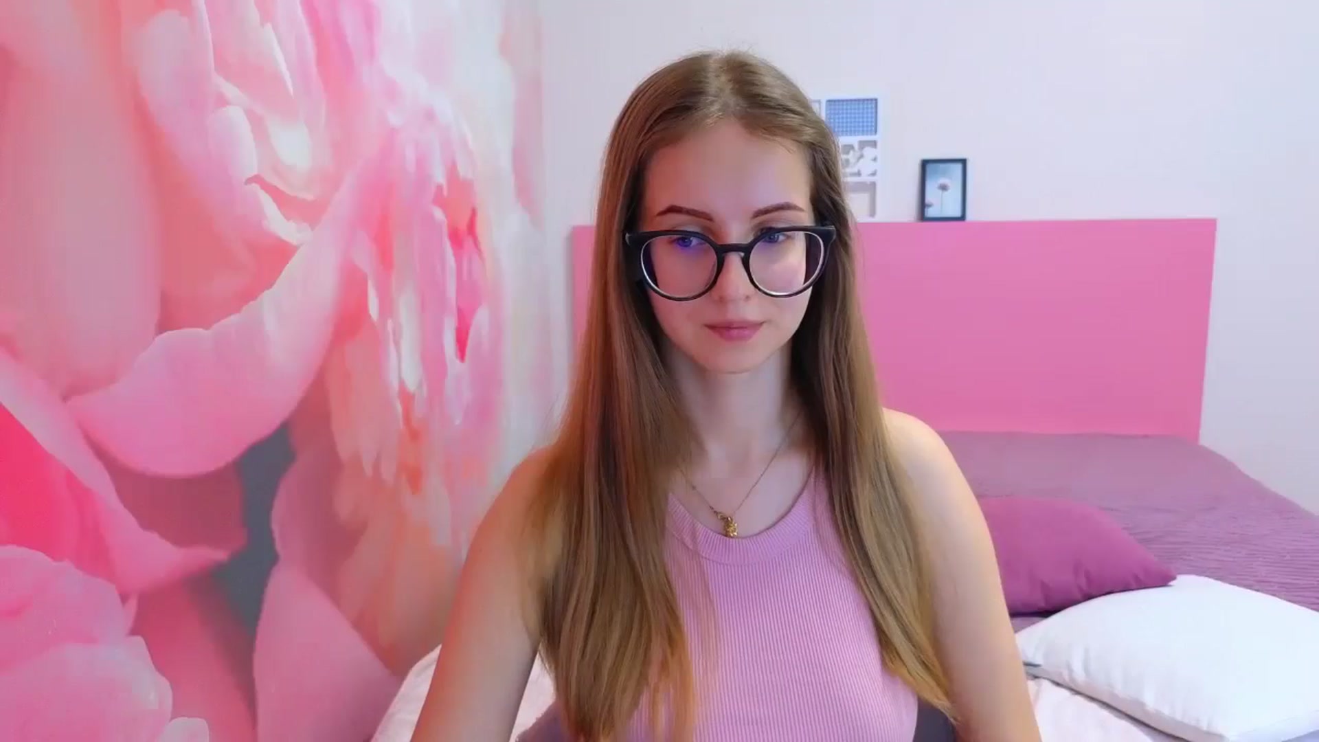 Gallery image thumbnail from Kristina_Adel's myfreecams stream on, 02/26/2026, 11:43 image 3 of 20