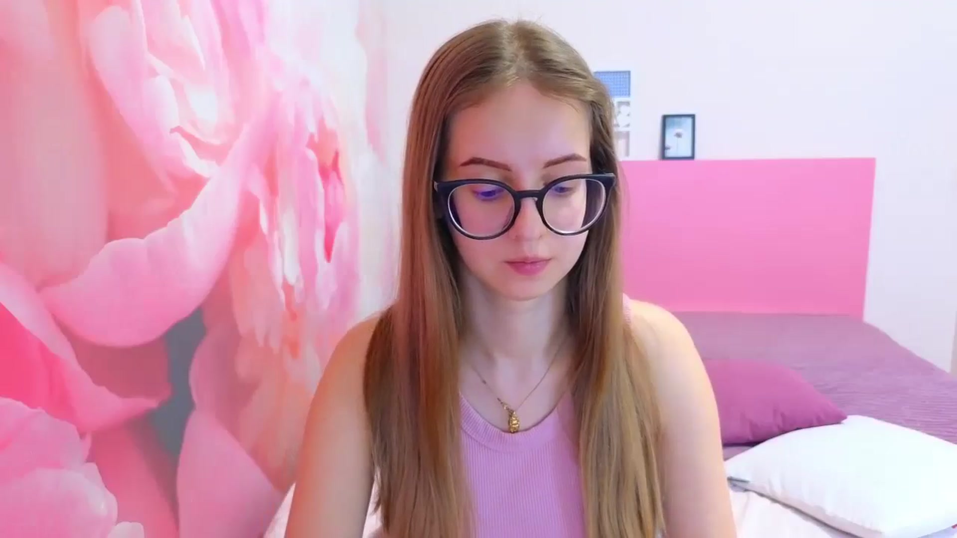 Gallery image thumbnail from Kristina_Adel's myfreecams stream on, 02/26/2026, 11:43 image 10 of 20