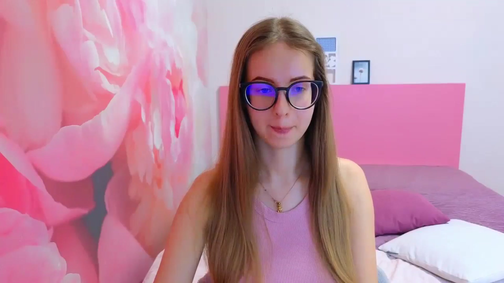 Gallery image thumbnail from Kristina_Adel's myfreecams stream on, 02/26/2026, 11:43 image 5 of 20