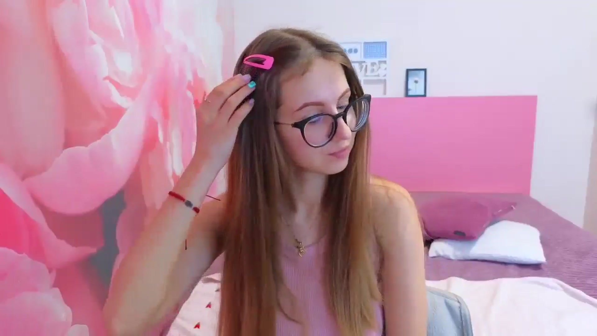 Gallery image thumbnail from Kristina_Adel's myfreecams stream on, 02/28/2026, 11:10 image 12 of 20