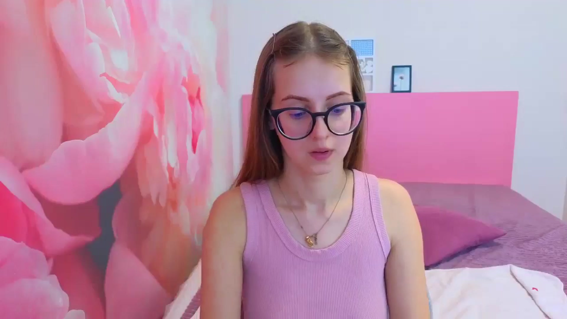 Gallery image thumbnail from Kristina_Adel's myfreecams stream on, 03/05/2026, 12:16 image 17 of 20