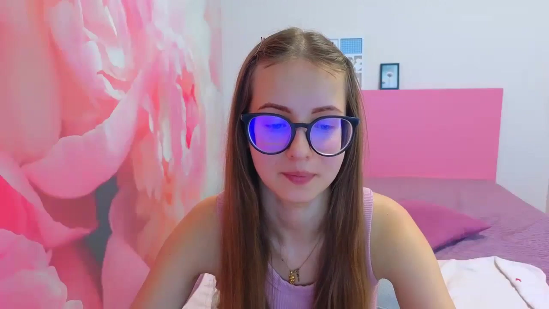 Gallery image thumbnail from Kristina_Adel's myfreecams stream on, 03/05/2026, 12:16 image 4 of 20