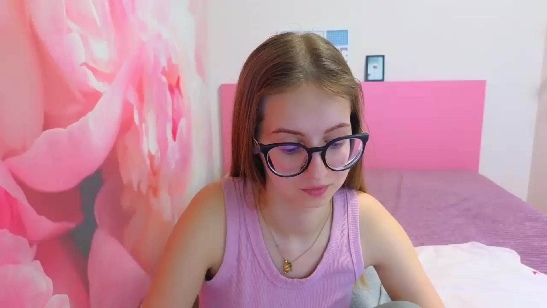 Gallery image thumbnail from Kristina_Adel's myfreecams stream on, 03/05/2026, 17:11 image 17 of 20