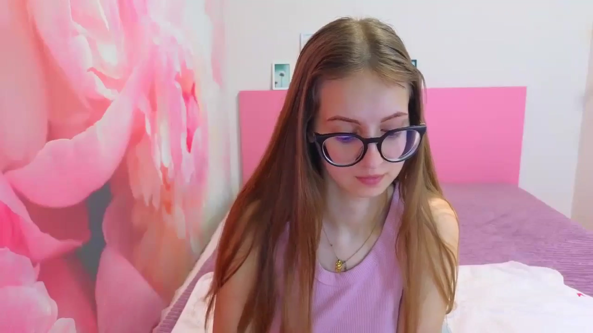 Gallery image thumbnail from Kristina_Adel's myfreecams stream on, 03/05/2026, 17:11 image 4 of 20