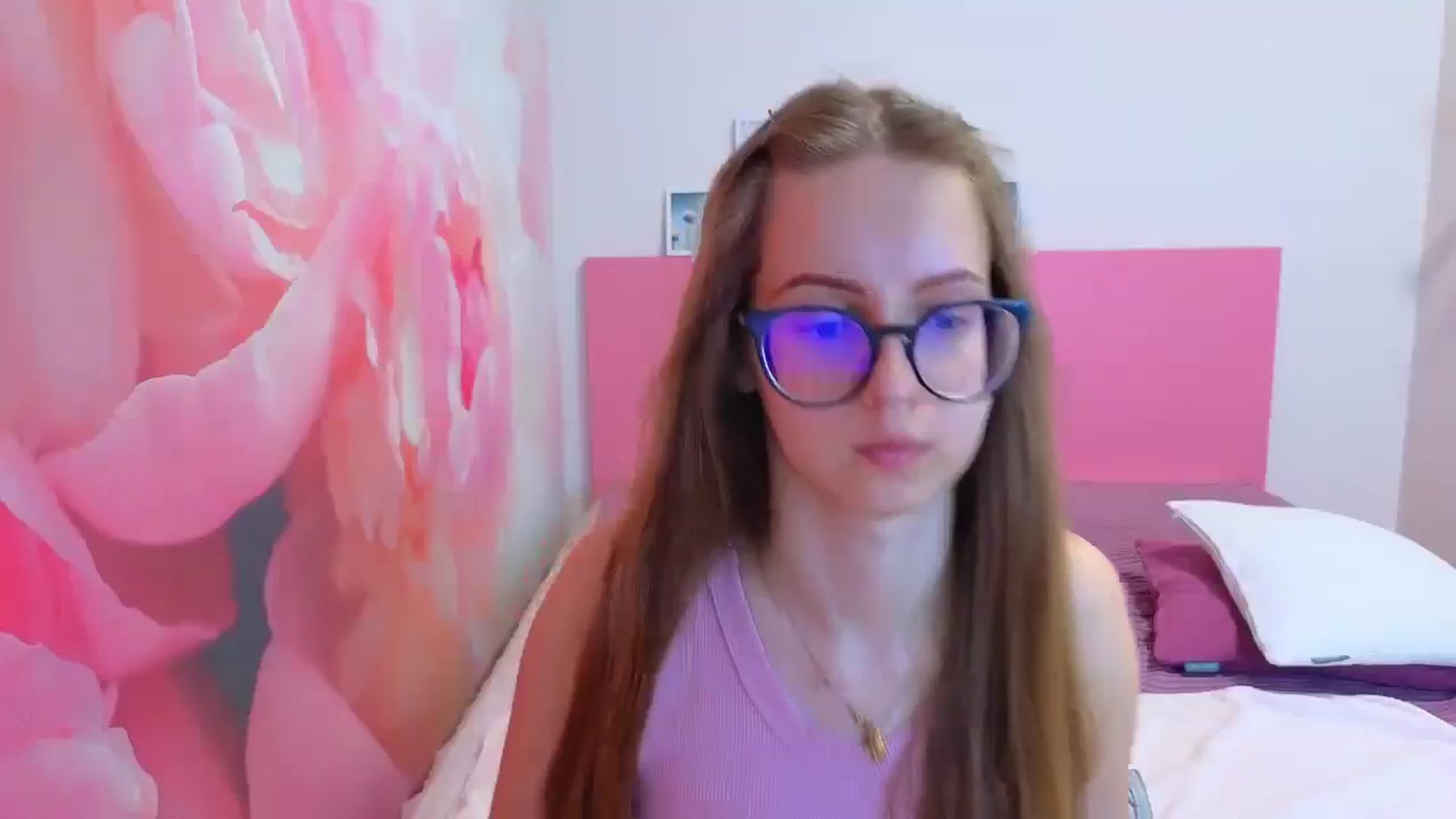 Gallery image thumbnail from Kristina_Adel's myfreecams stream on, 03/19/2026, 09:09 image 19 of 20