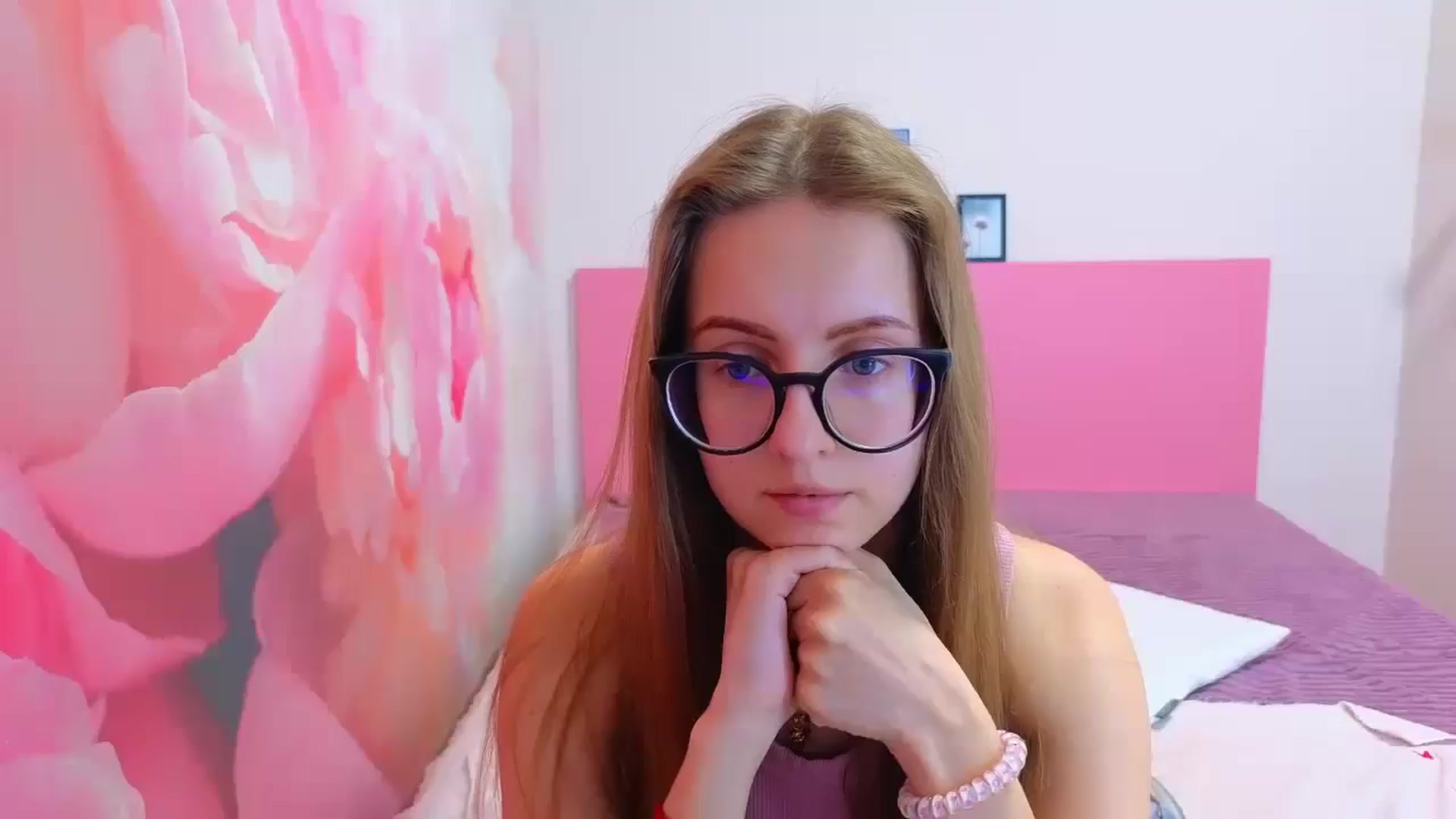 Gallery image thumbnail from Kristina_Adel's myfreecams stream on, 03/20/2026, 09:43 image 20 of 20