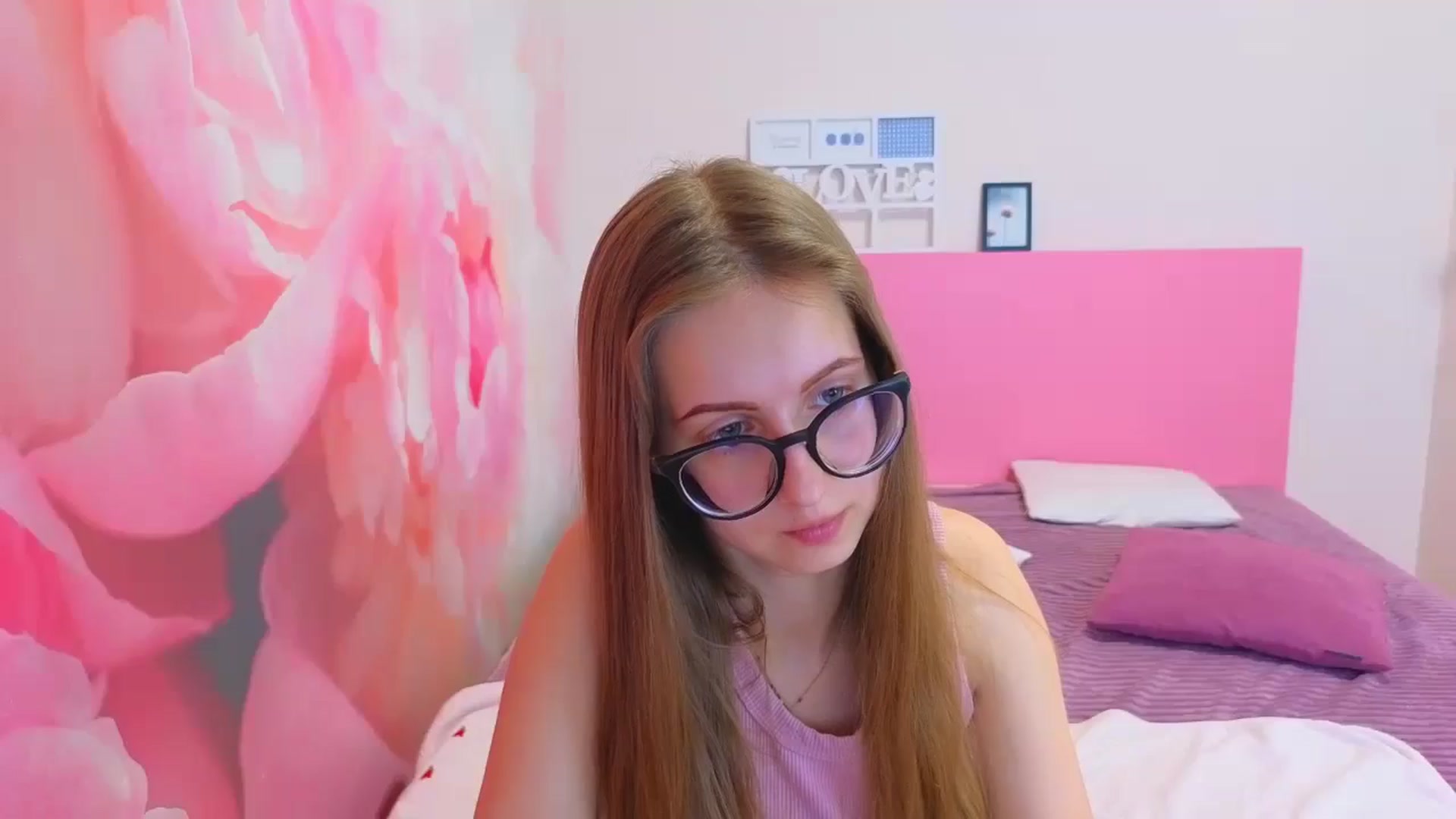 Gallery image thumbnail from Kristina_Adel's myfreecams stream on, 03/26/2026, 13:07 image 16 of 20