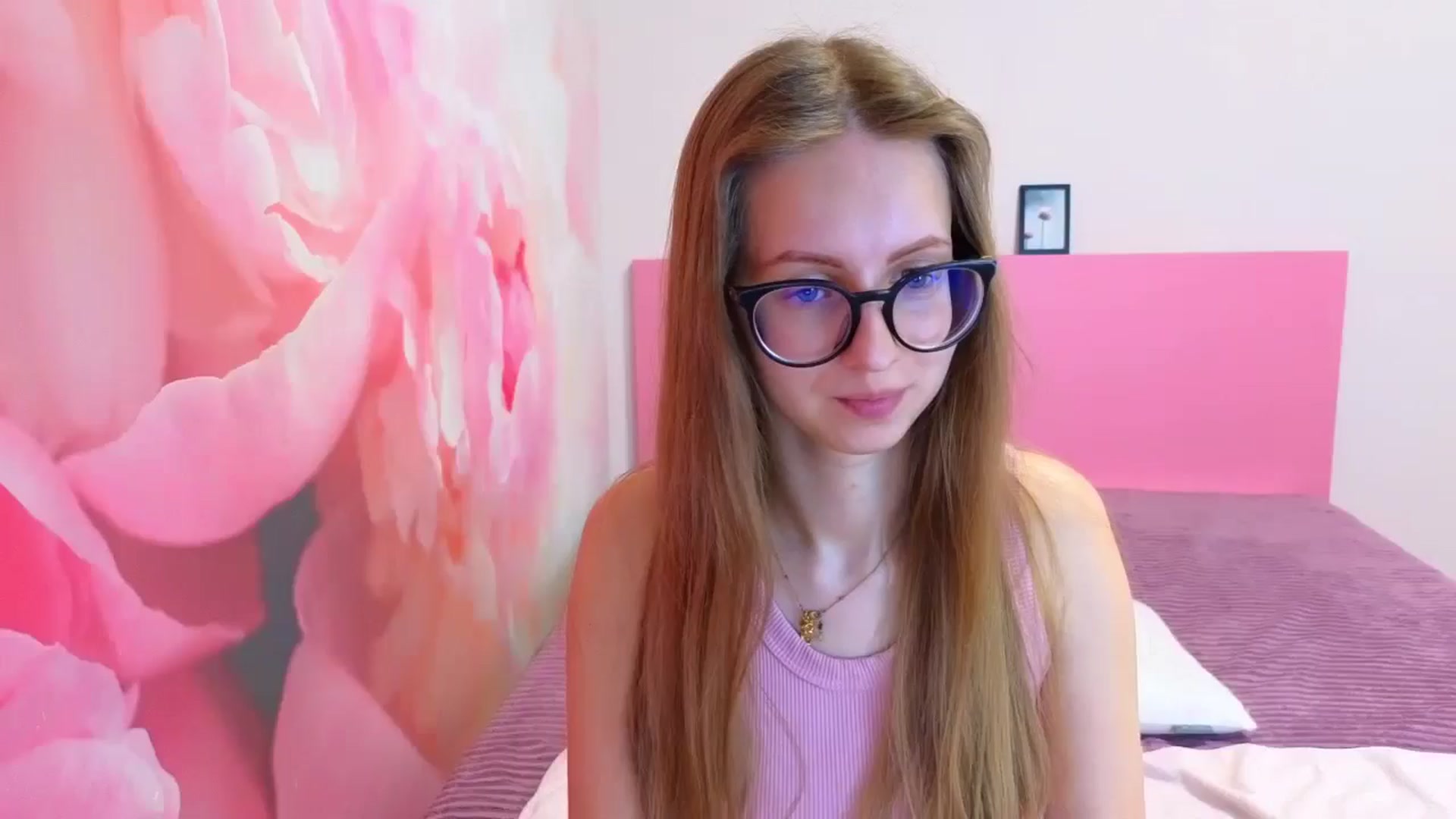 Gallery image thumbnail from Kristina_Adel's myfreecams stream on, 04/01/2026, 09:21 image 1 of 20