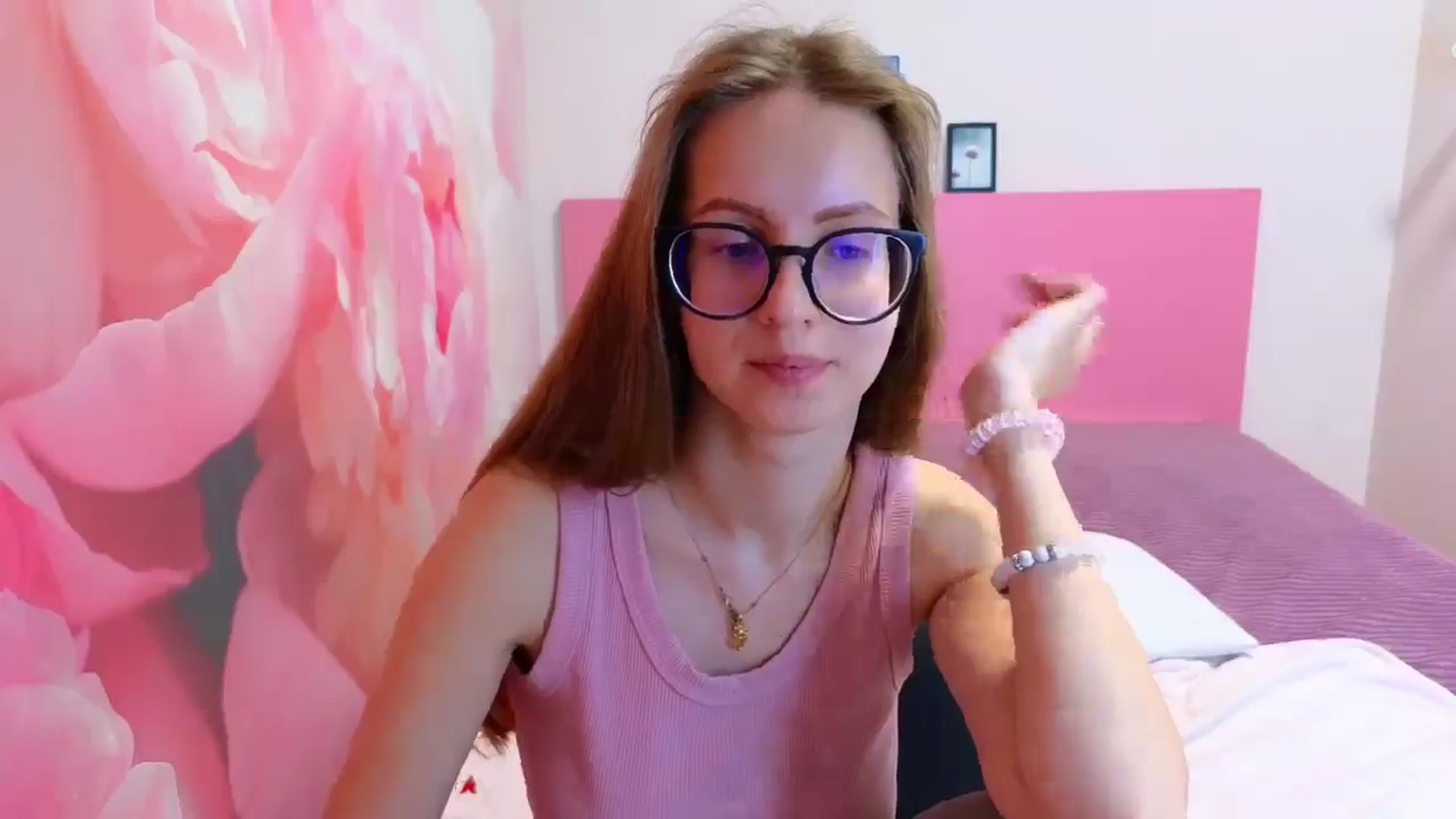 Gallery image thumbnail from Kristina_Adel's myfreecams stream on, 04/02/2026, 10:26 image 19 of 20