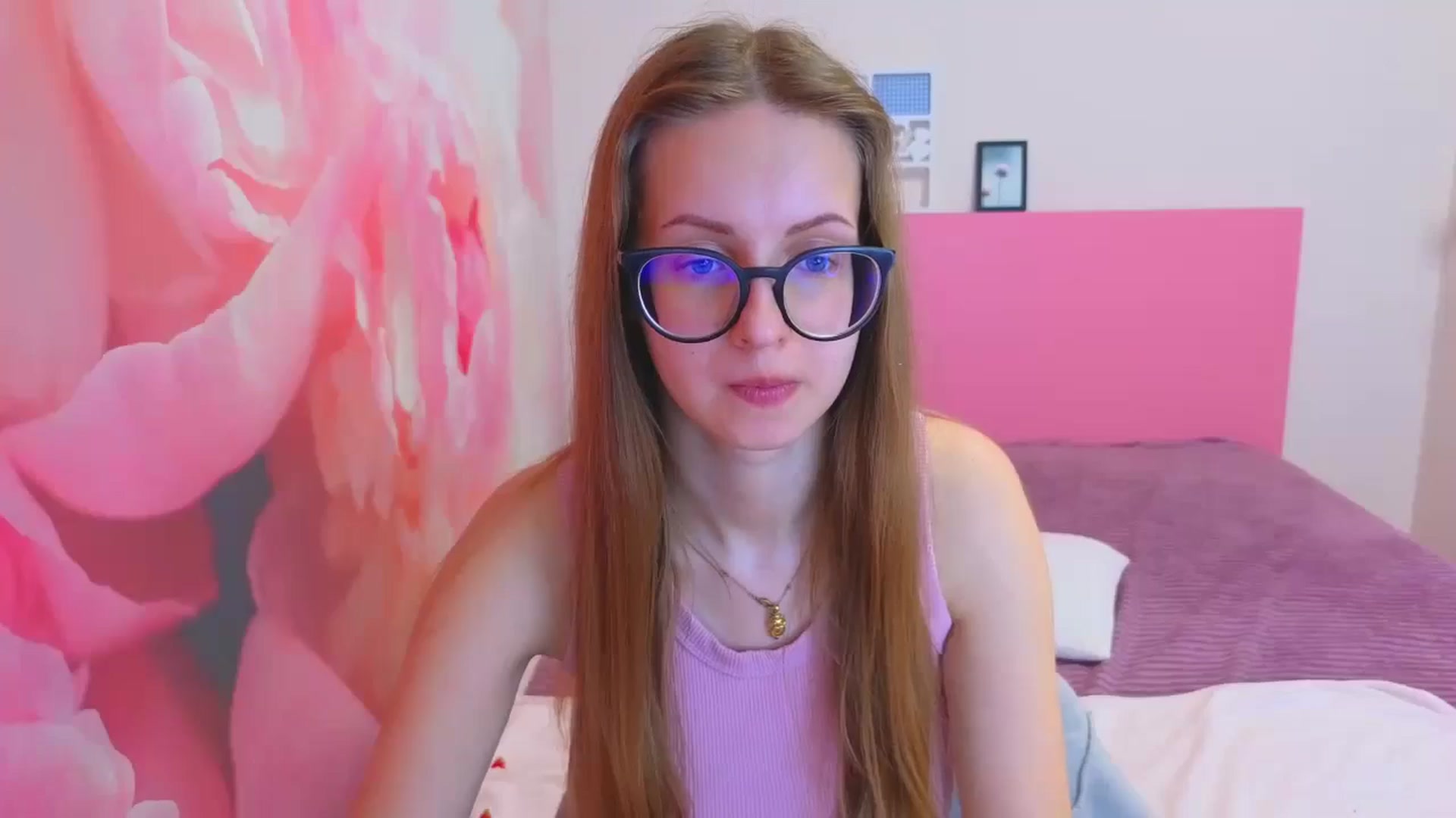 Gallery image thumbnail from Kristina_Adel's myfreecams stream on, 04/09/2026, 10:05 image 3 of 20