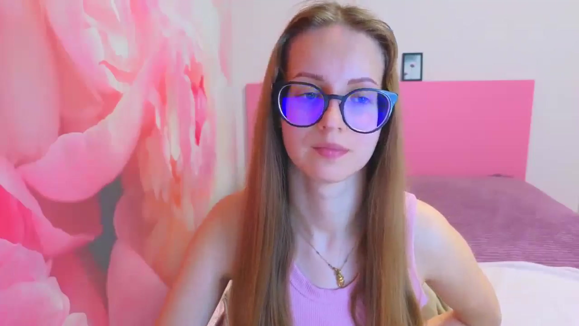 Gallery image thumbnail from Kristina_Adel's myfreecams stream on, 04/09/2026, 15:45 image 6 of 20