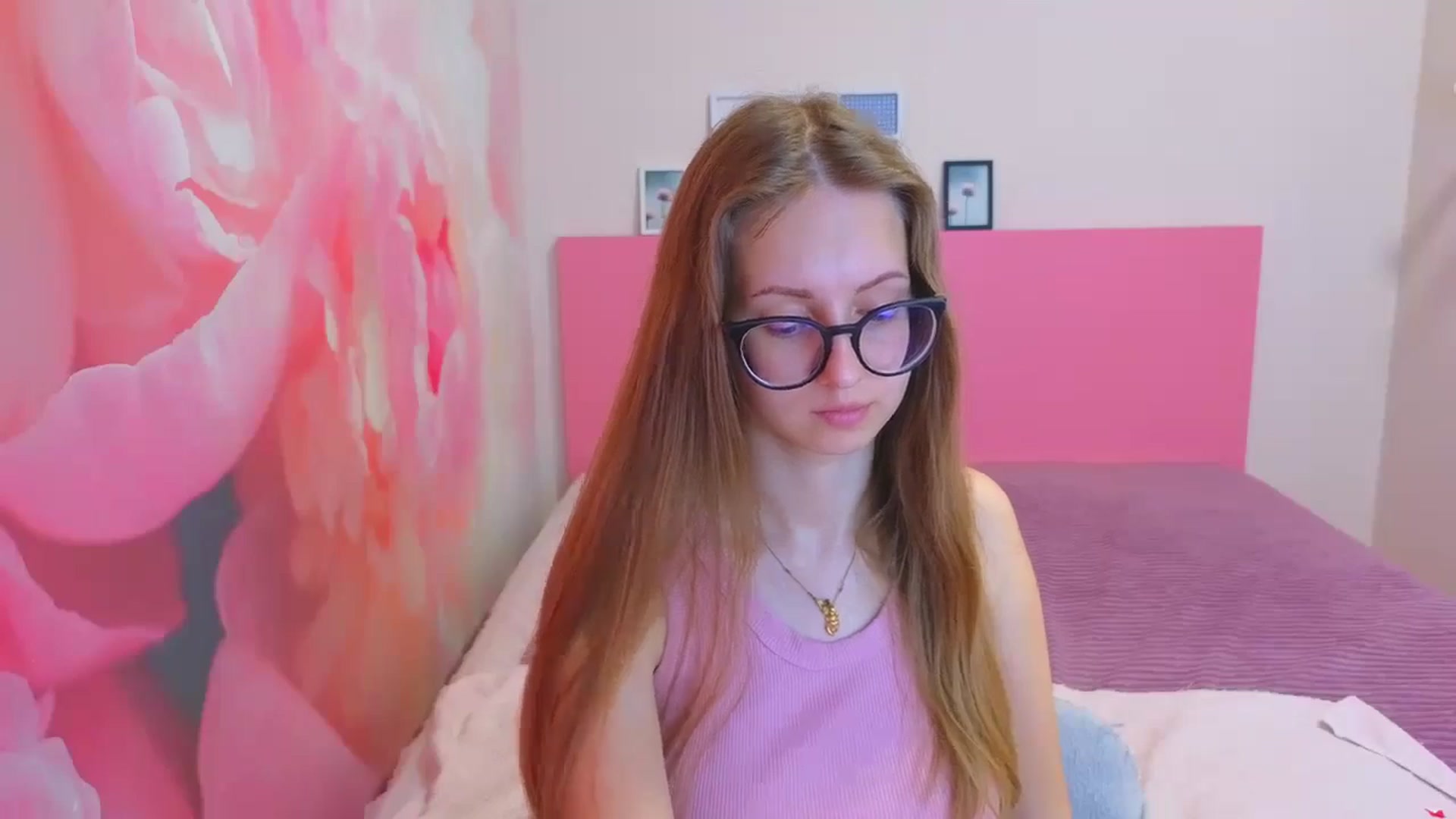 Gallery image thumbnail from Kristina_Adel's myfreecams stream on, 04/10/2026, 08:40 image 9 of 20