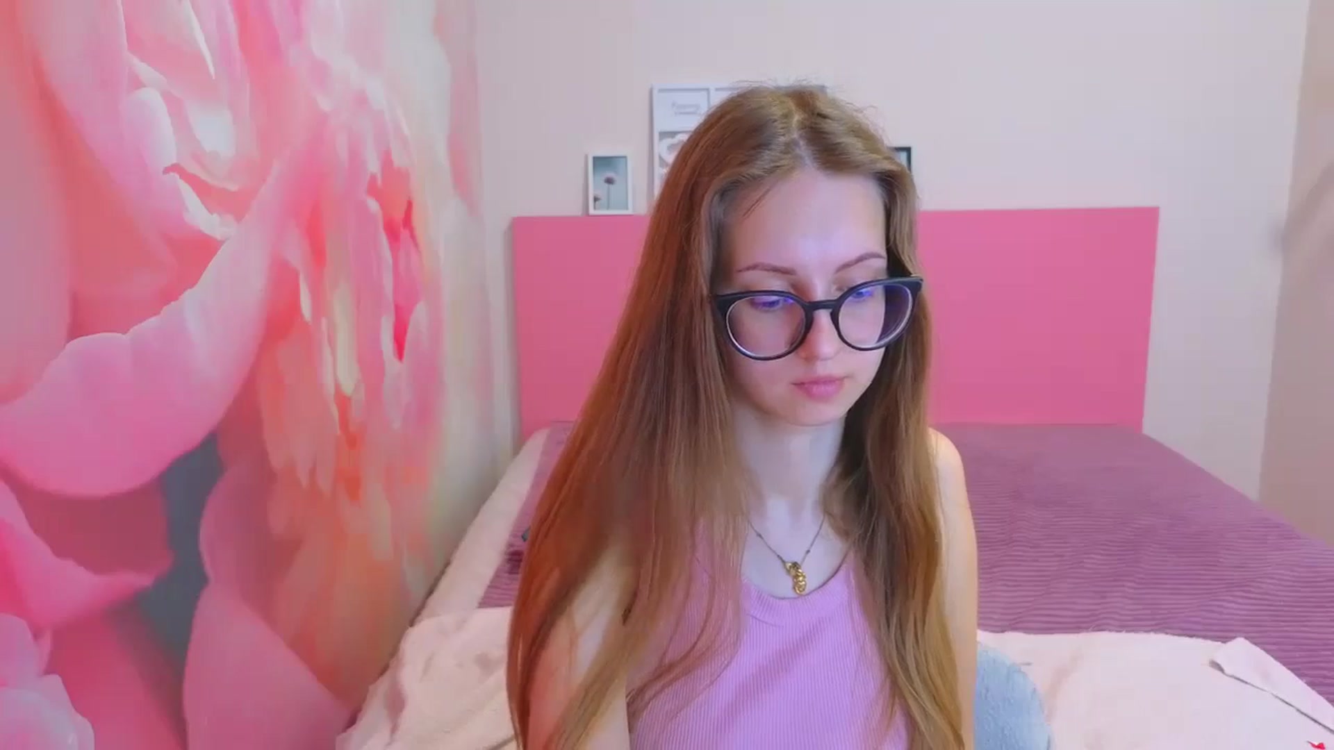 Gallery image thumbnail from Kristina_Adel's myfreecams stream on, 04/10/2026, 08:40 image 11 of 20