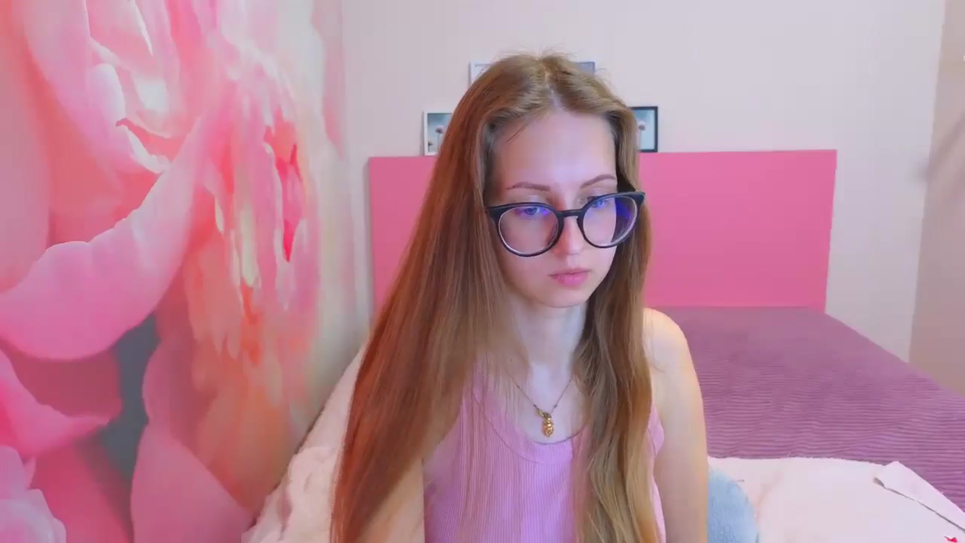 Gallery image thumbnail from Kristina_Adel's myfreecams stream on, 04/10/2026, 08:40 image 4 of 20