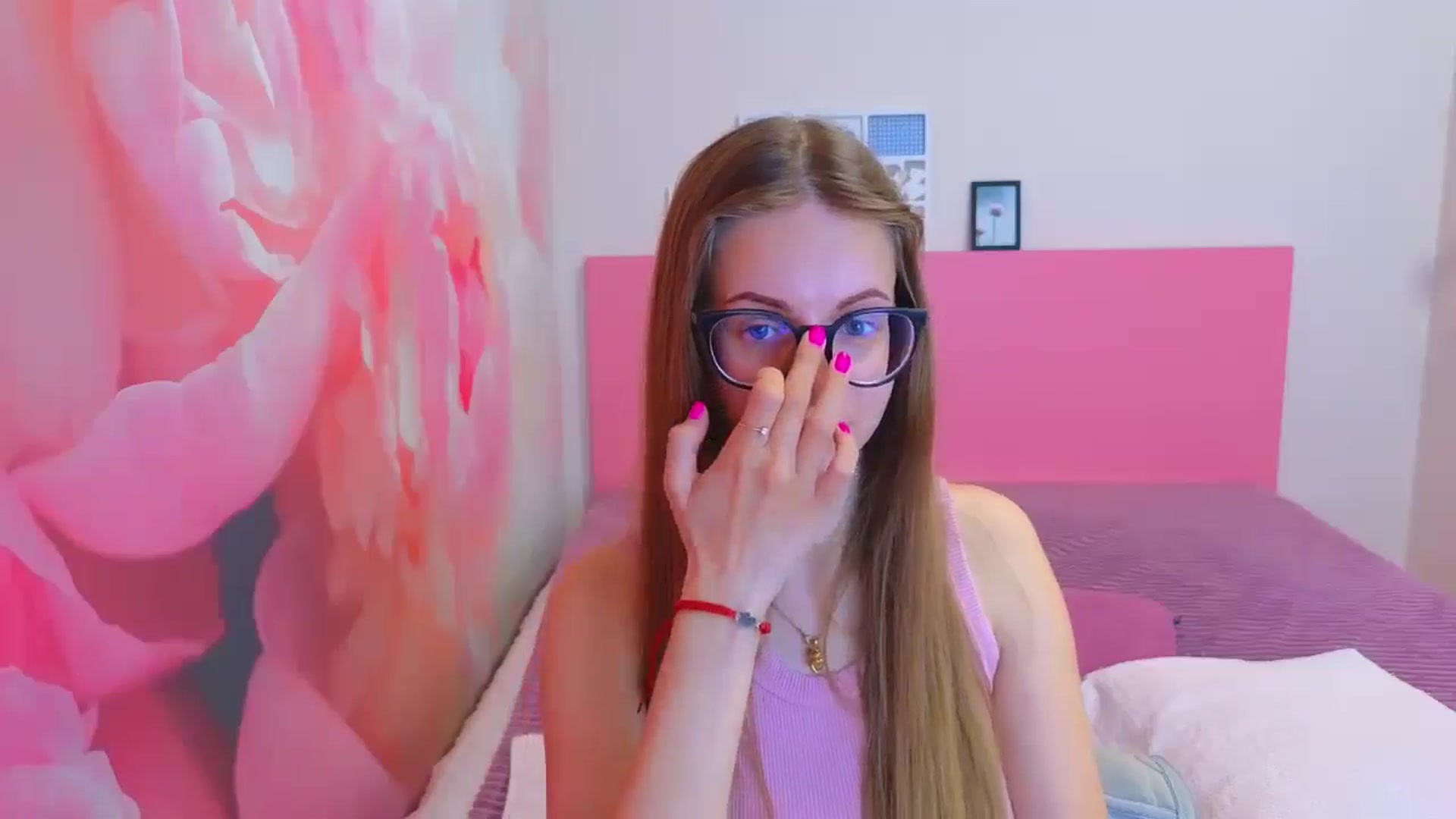 Gallery image thumbnail from Kristina_Adel's myfreecams stream on, 04/13/2026, 08:50 image 17 of 20