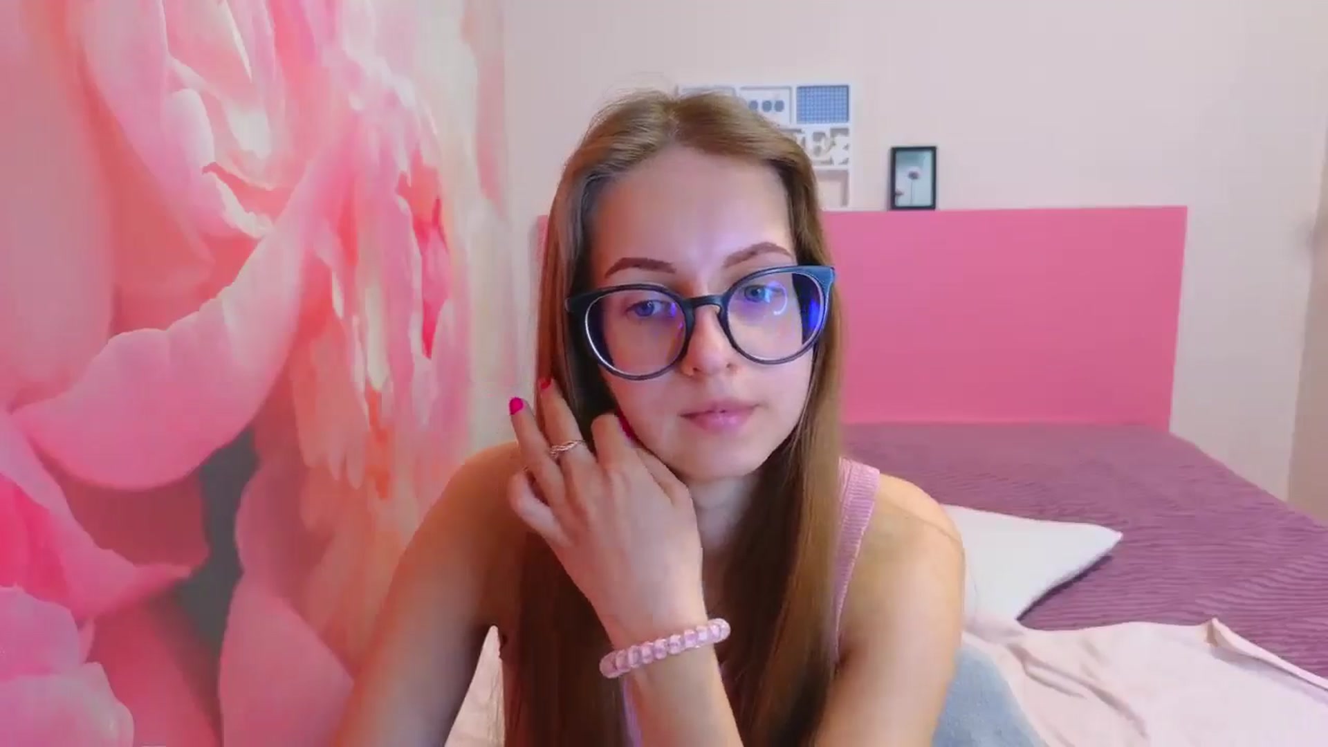 Gallery image thumbnail from Kristina_Adel's myfreecams stream on, 04/15/2026, 07:35 image 5 of 20