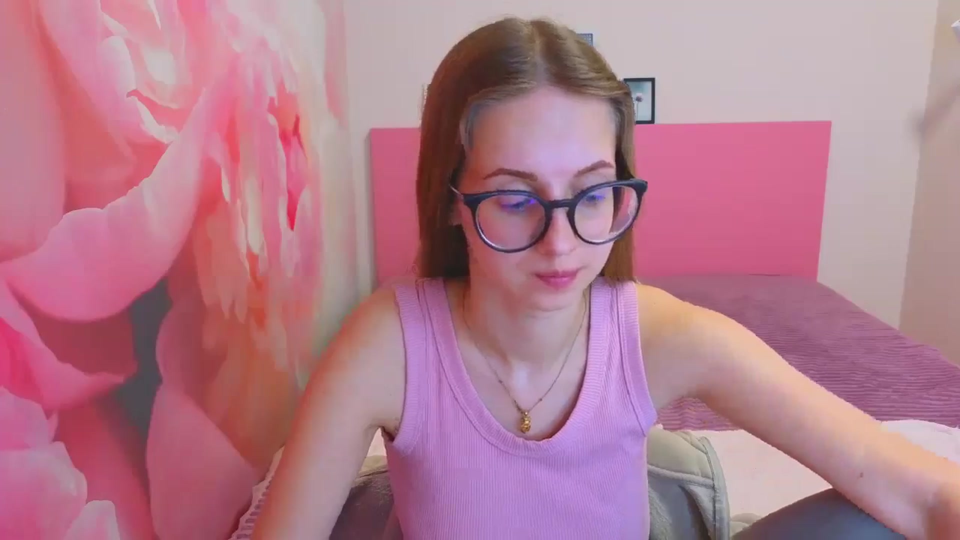 Gallery image thumbnail from Kristina_Adel's myfreecams stream on, 04/16/2026, 14:22 image 8 of 20