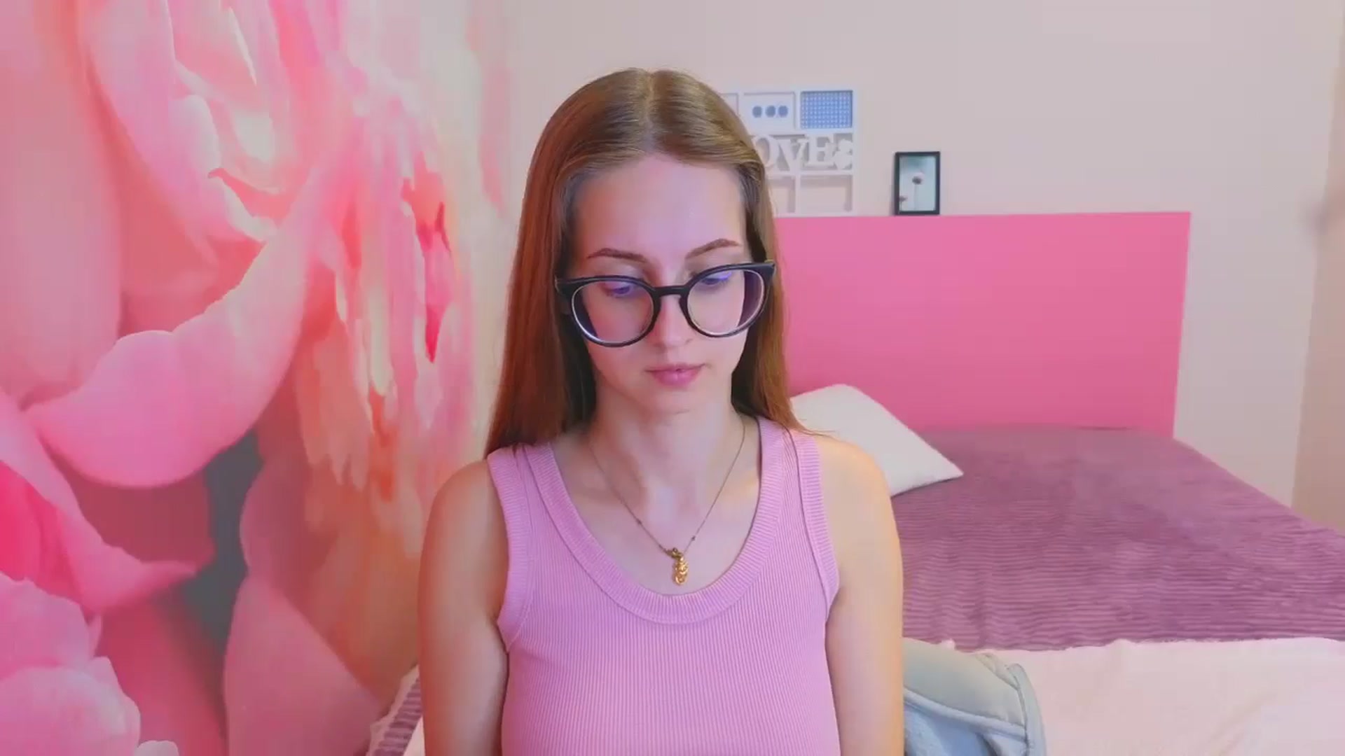 Gallery image thumbnail from Kristina_Adel's myfreecams stream on, 04/16/2026, 14:22 image 17 of 20