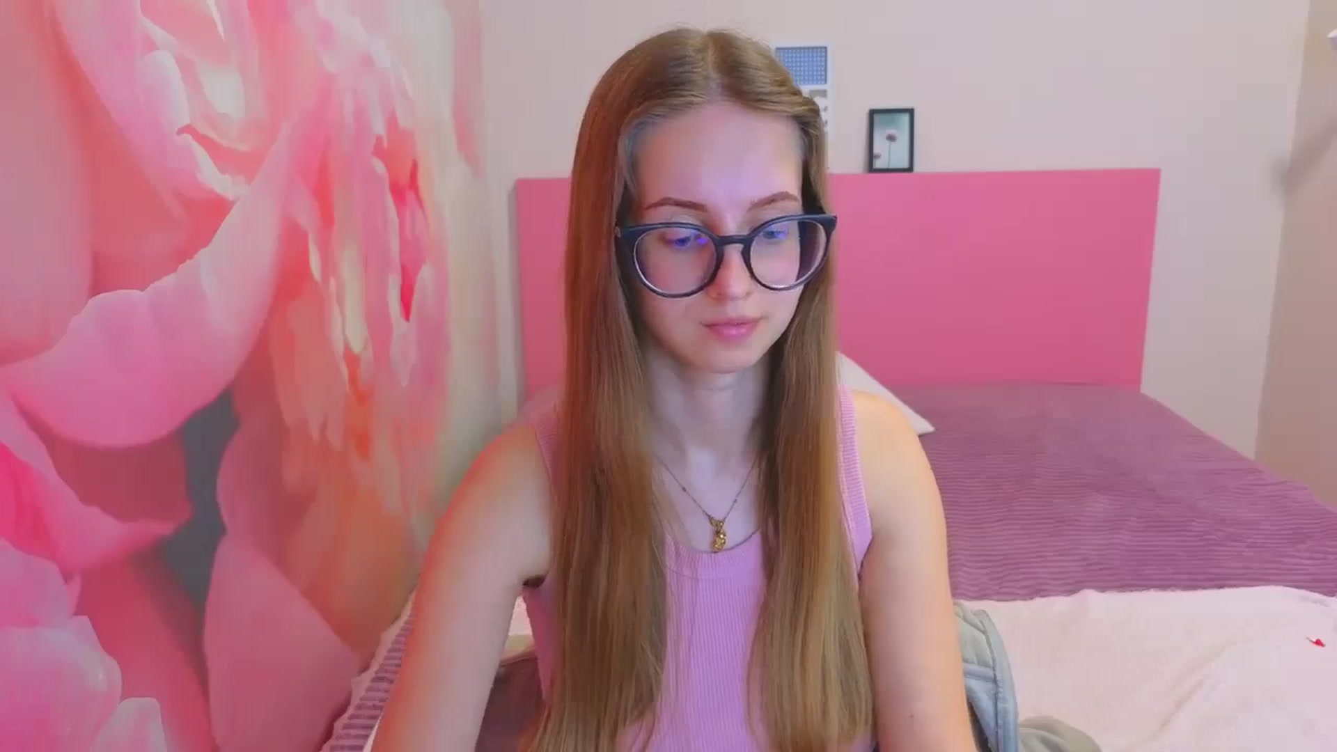 Gallery image thumbnail from Kristina_Adel's myfreecams stream on, 04/16/2026, 14:22 image 2 of 20