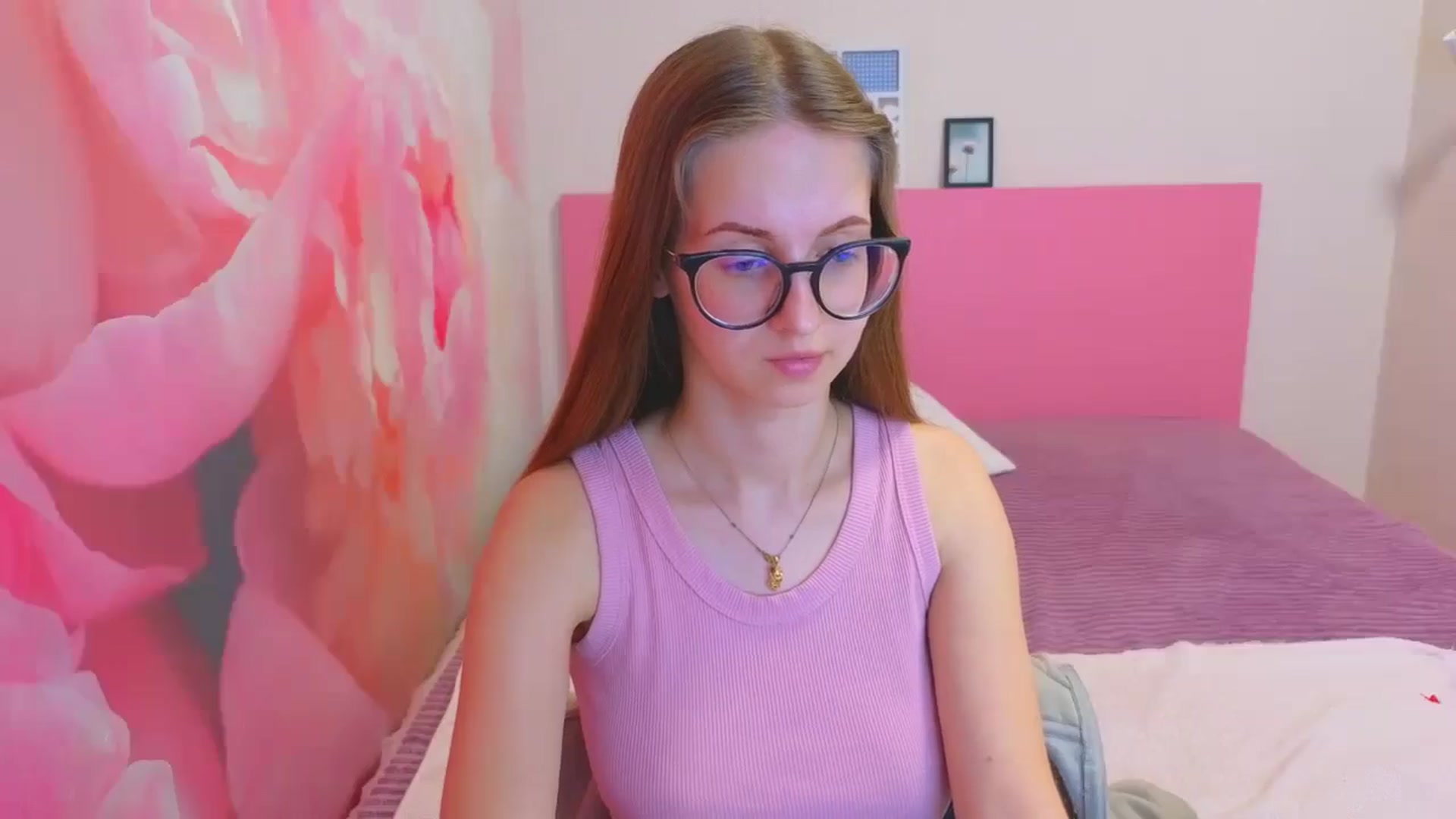 Gallery image thumbnail from Kristina_Adel's myfreecams stream on, 04/16/2026, 14:22 image 5 of 20