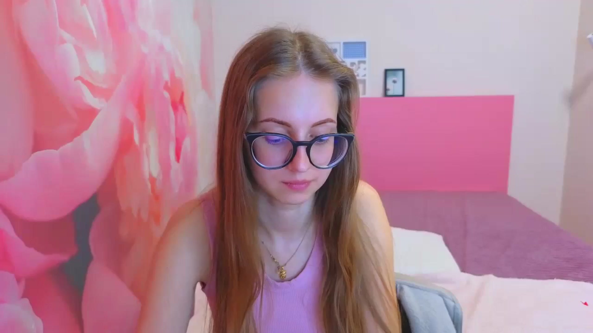 Gallery image thumbnail from Kristina_Adel's myfreecams stream on, 04/22/2026, 10:36 image 17 of 20