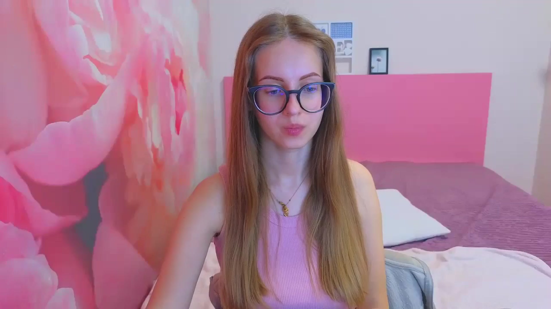 Gallery image thumbnail from Kristina_Adel's myfreecams stream on, 04/23/2026, 10:22 image 14 of 20