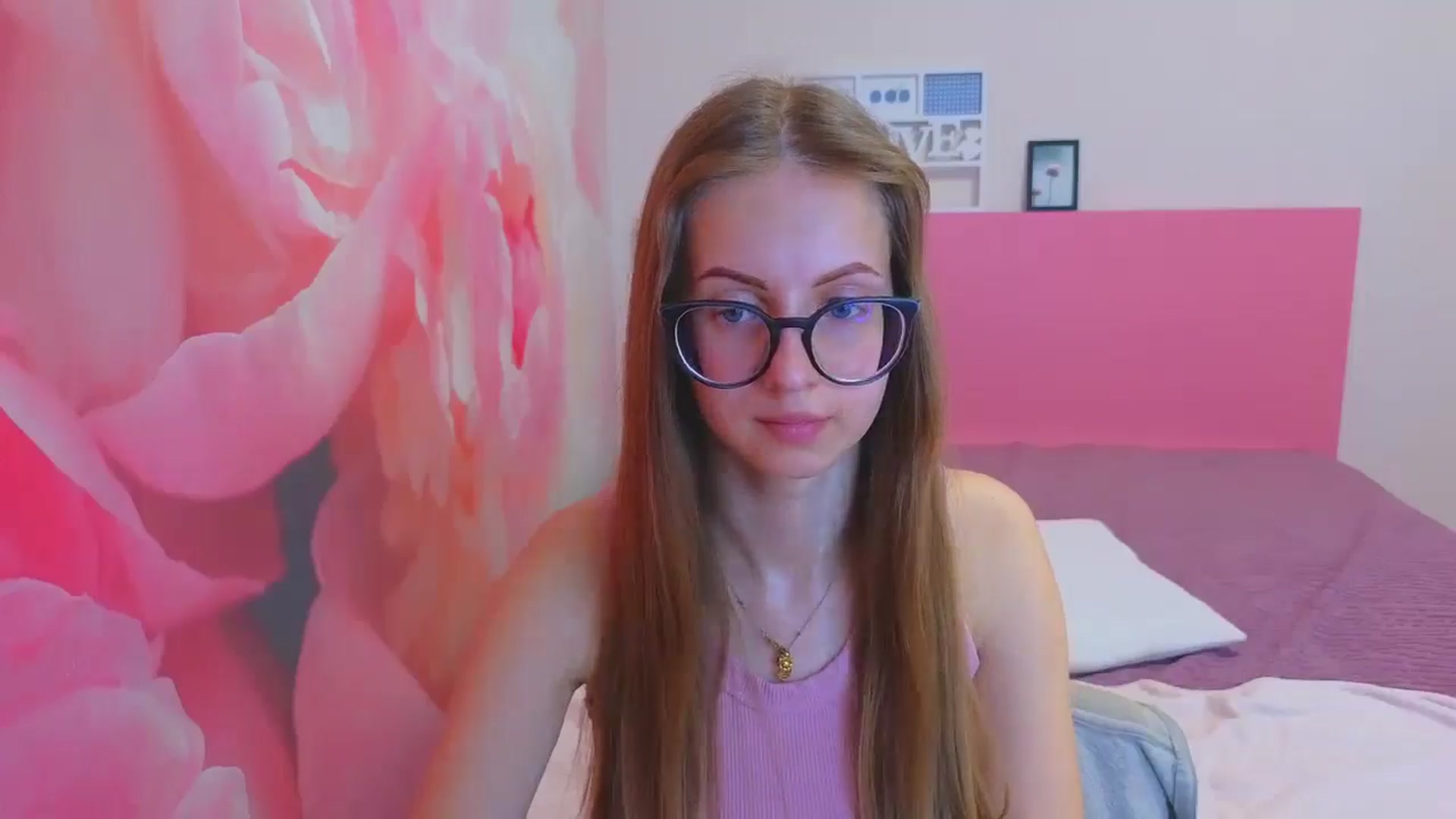 Gallery image thumbnail from Kristina_Adel's myfreecams stream on, 04/23/2026, 10:22 image 19 of 20