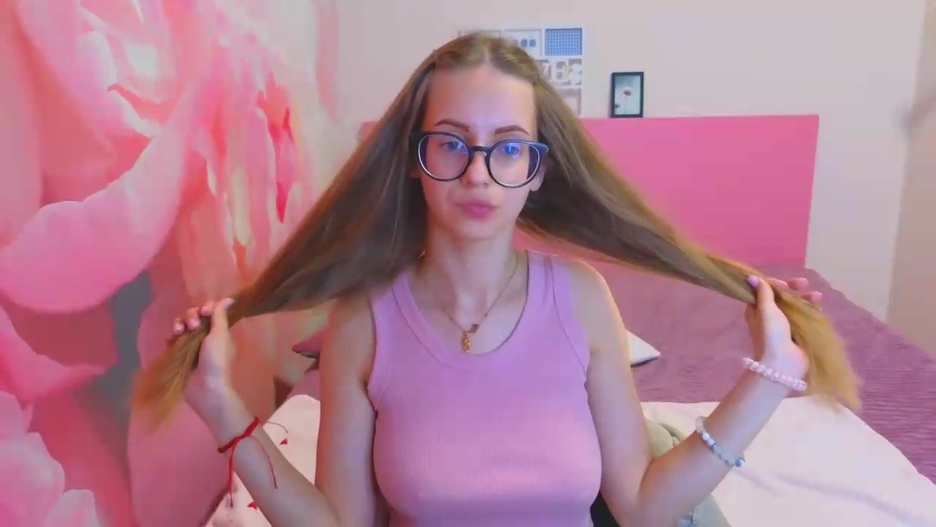 Gallery image thumbnail from Kristina_Adel's myfreecams stream on, 04/30/2026, 10:02 image 20 of 20