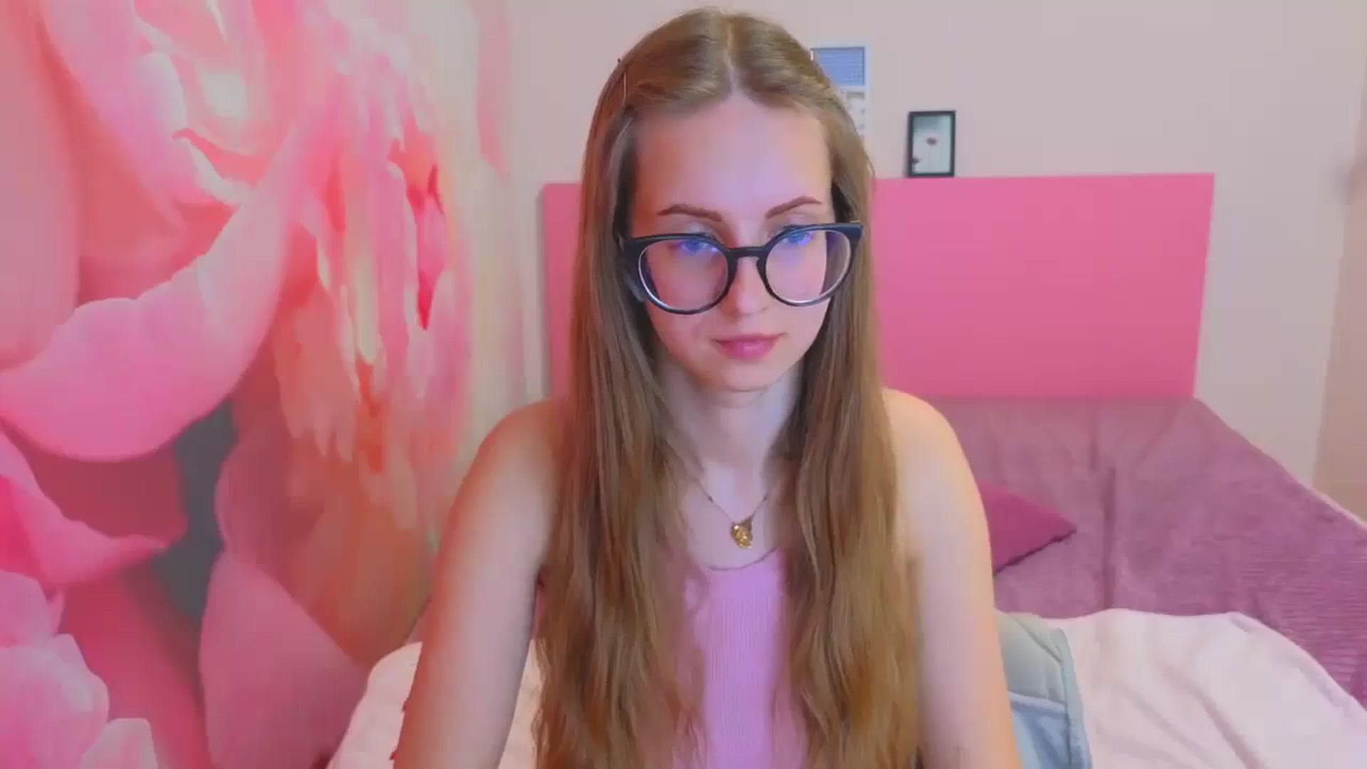 Gallery image thumbnail from Kristina_Adel's myfreecams stream on, 04/30/2026, 15:04 image 15 of 20