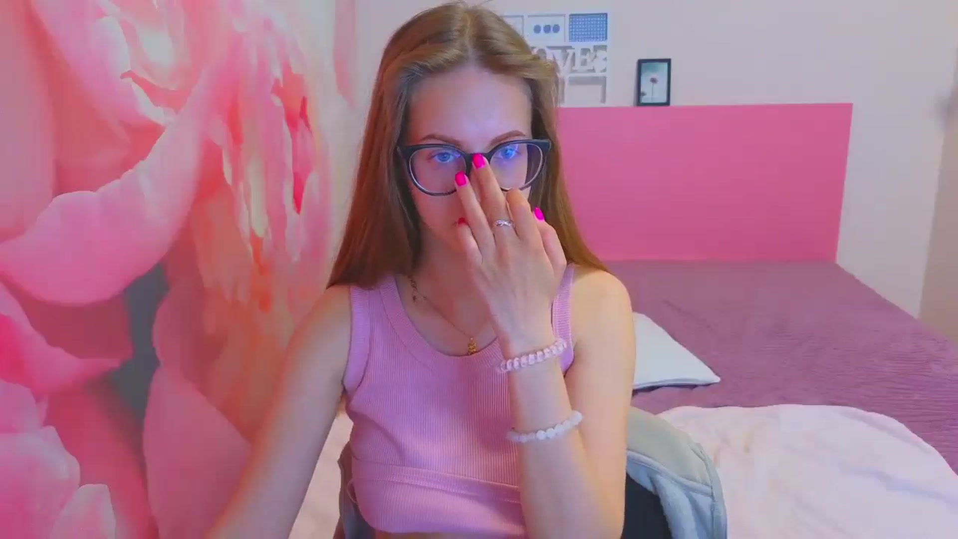 Gallery image thumbnail from Kristina_Adel's myfreecams stream on, 05/07/2026, 09:08 image 16 of 20