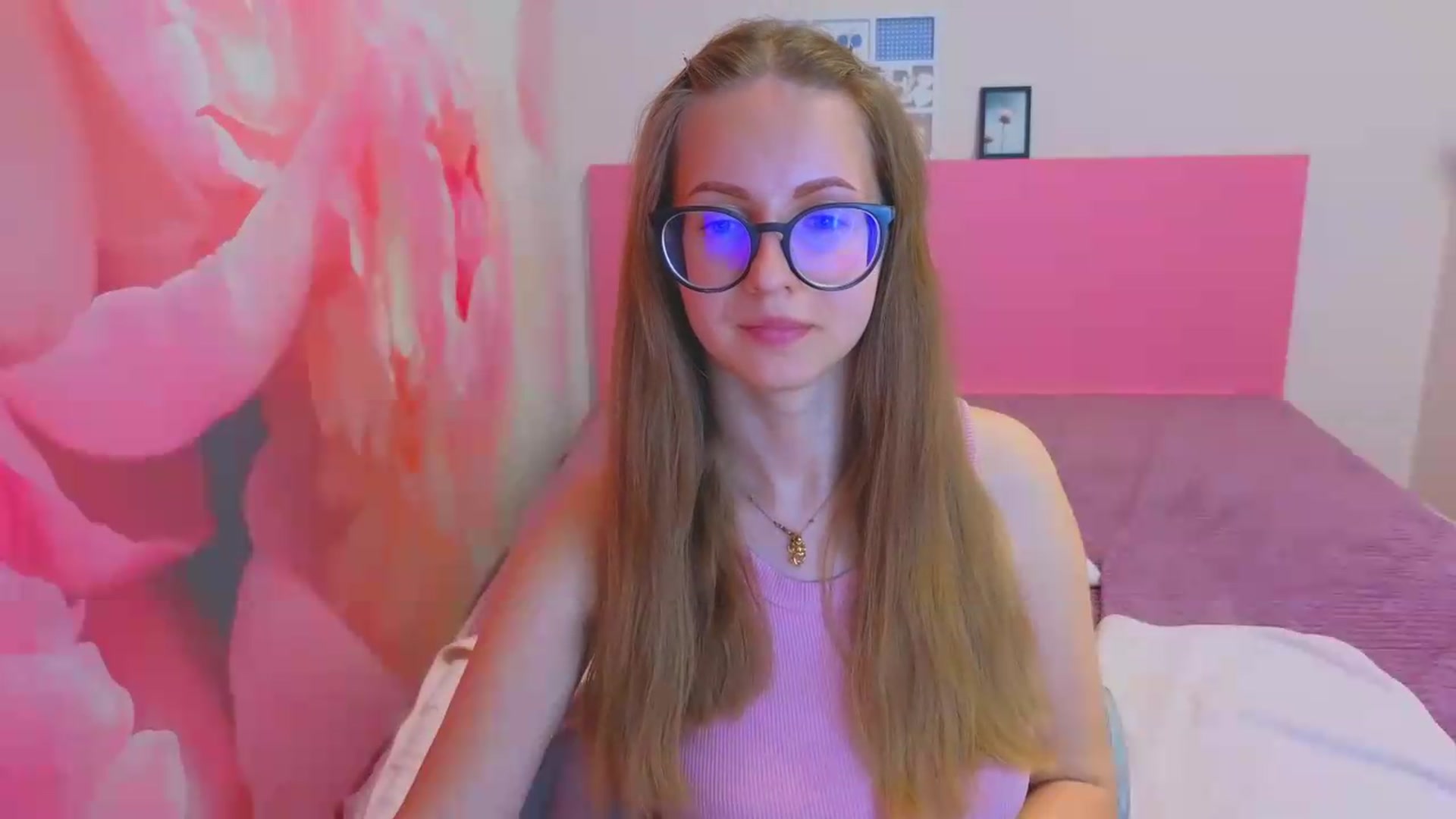 Gallery image thumbnail from Kristina_Adel's myfreecams stream on, 05/07/2026, 11:10 image 15 of 20