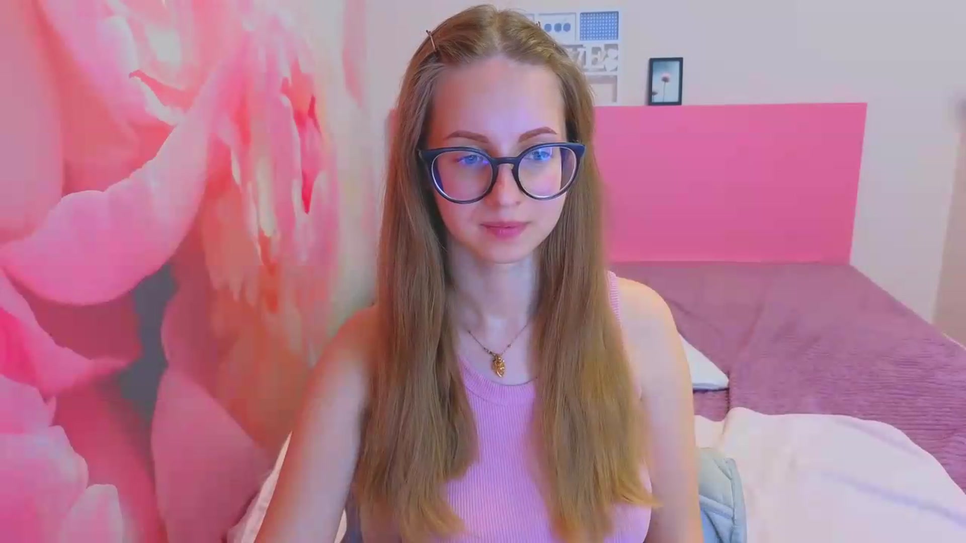 Gallery image thumbnail from Kristina_Adel's myfreecams stream on, 05/07/2026, 11:10 image 12 of 20