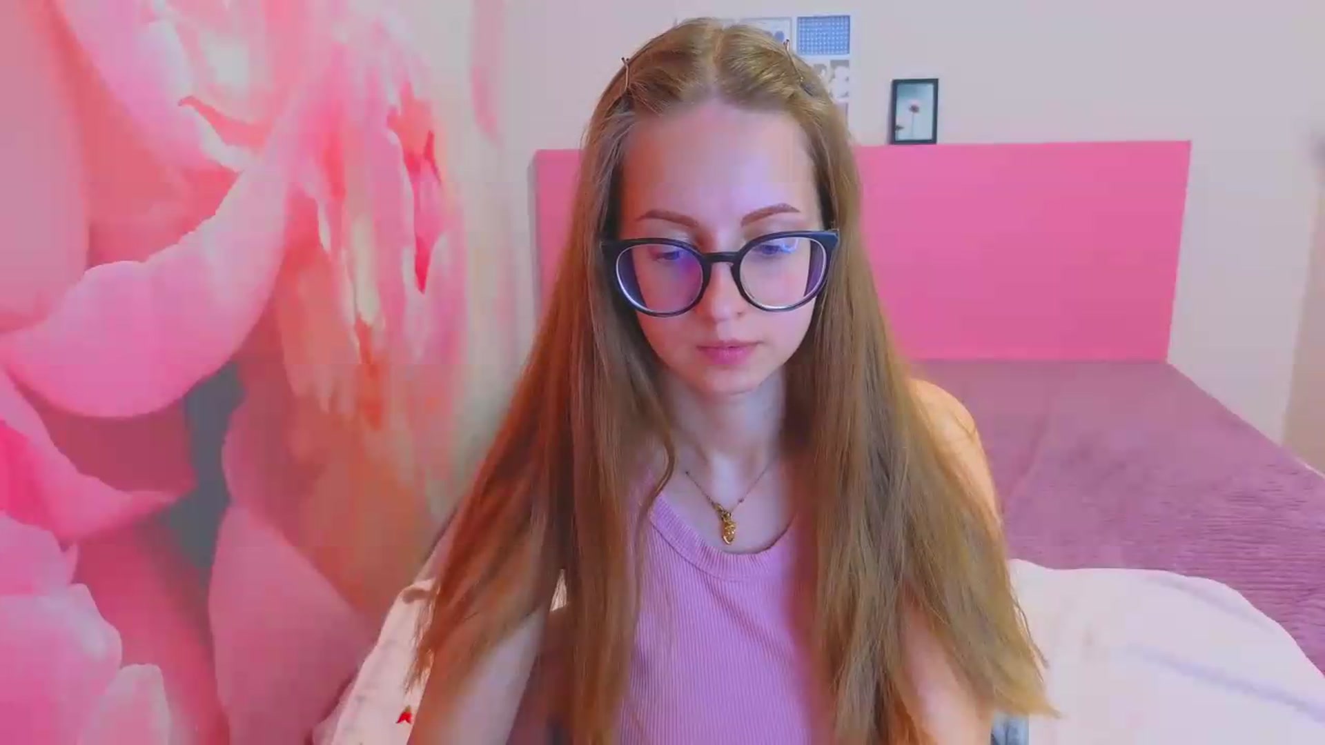 Gallery image thumbnail from Kristina_Adel's myfreecams stream on, 05/07/2026, 11:10 image 19 of 20