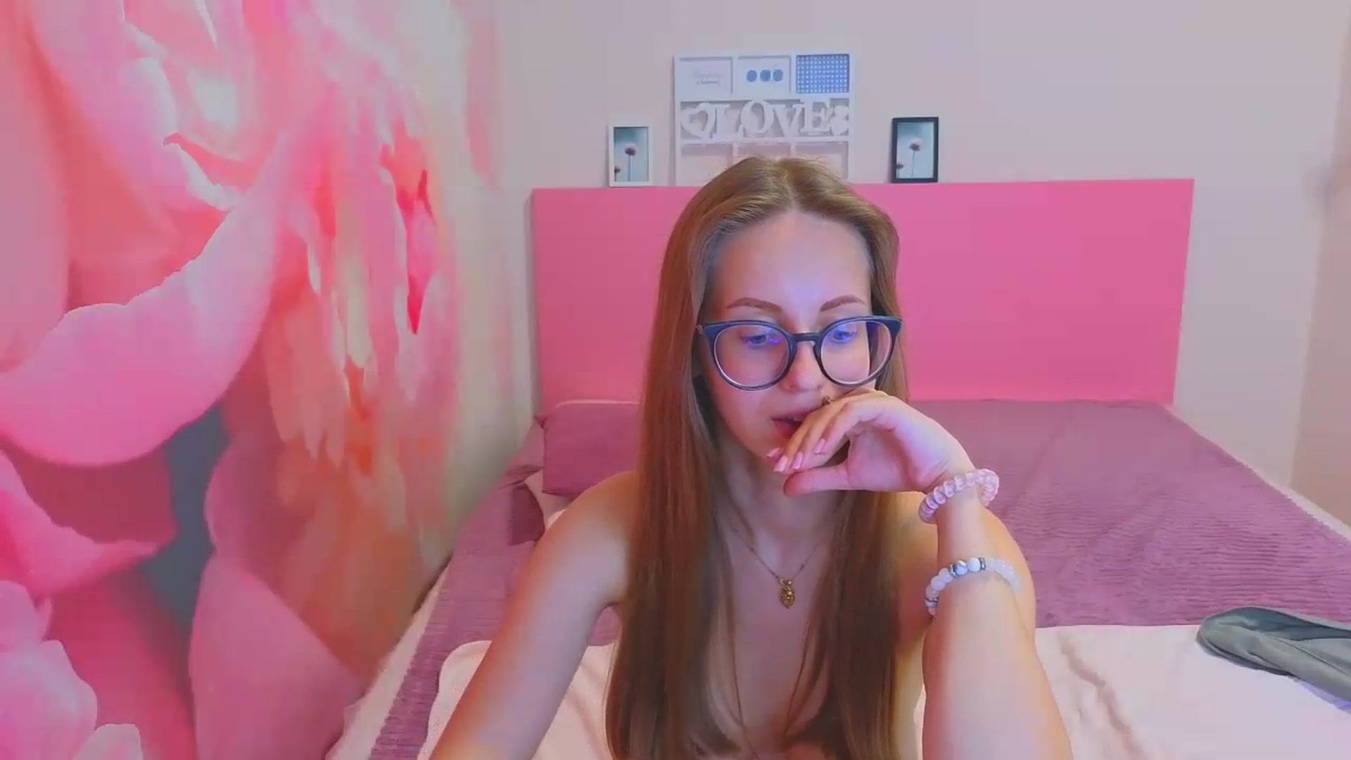 Gallery image thumbnail from Kristina_Adel's myfreecams stream on, 05/14/2026, 11:20 image 2 of 20