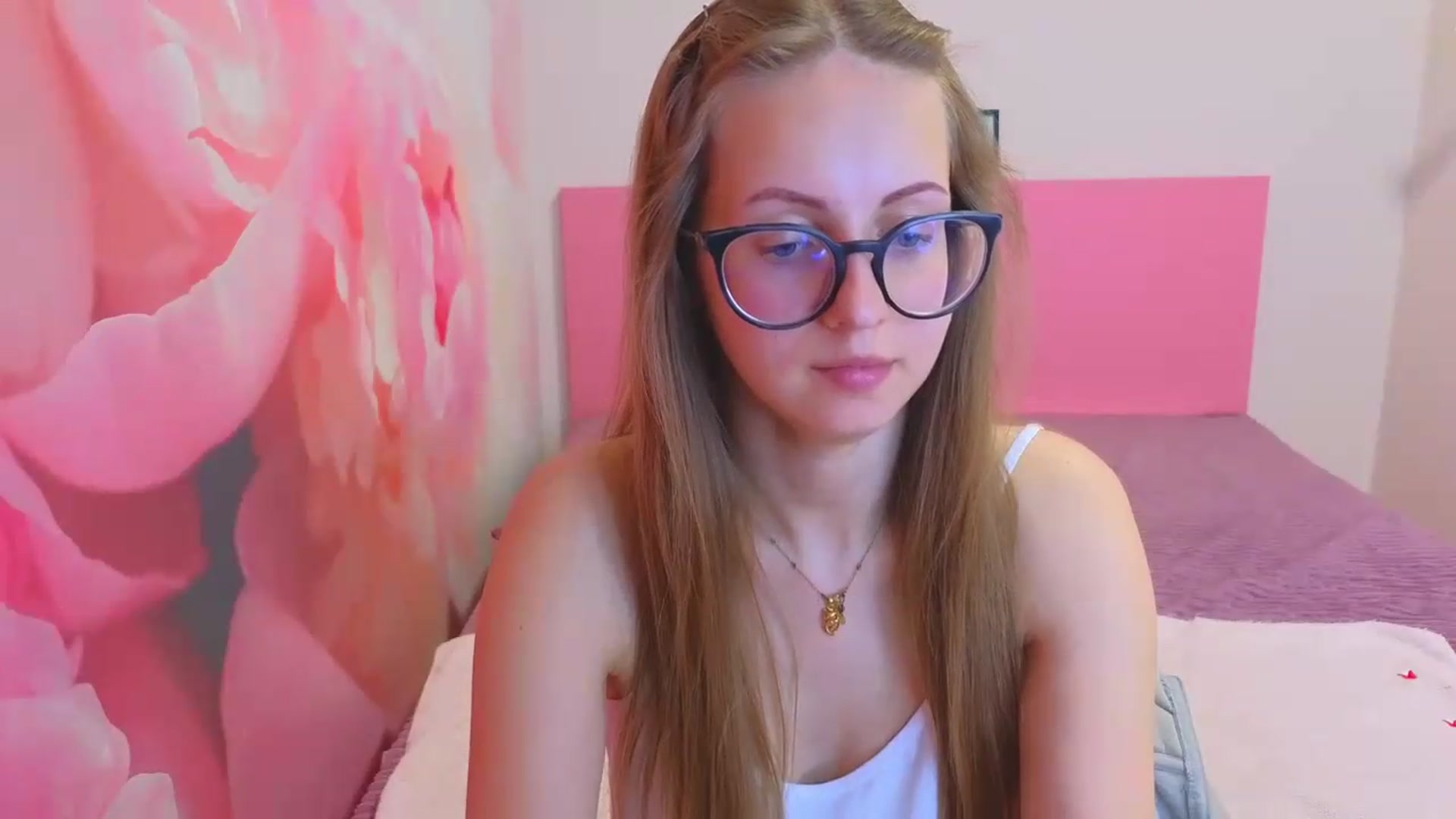 Gallery image thumbnail from Kristina_Adel's myfreecams stream on, 05/18/2026, 08:14 image 18 of 20