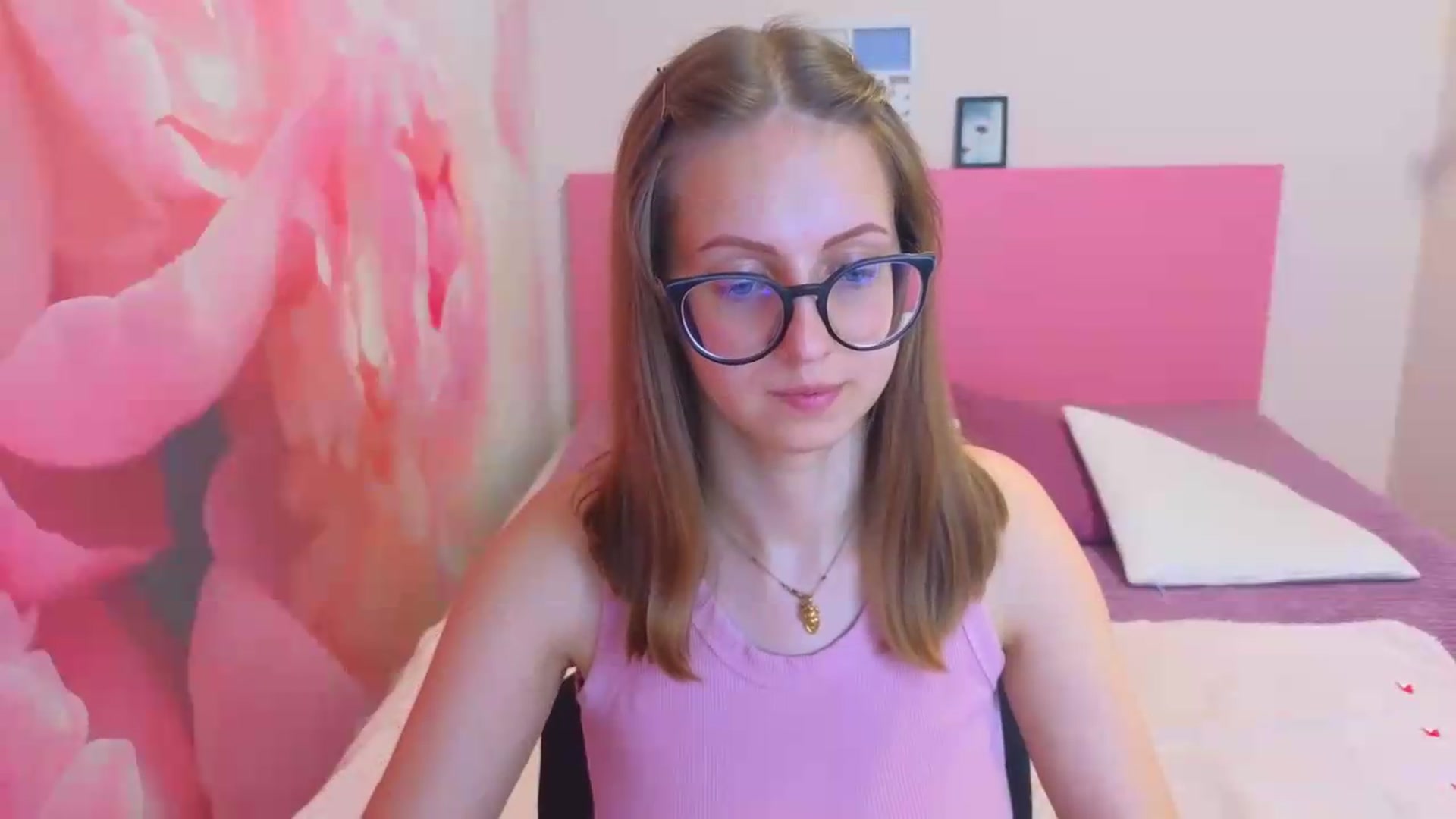 Gallery image thumbnail from Kristina_Adel's myfreecams stream on, 06/29/2026, 10:55 image 14 of 20
