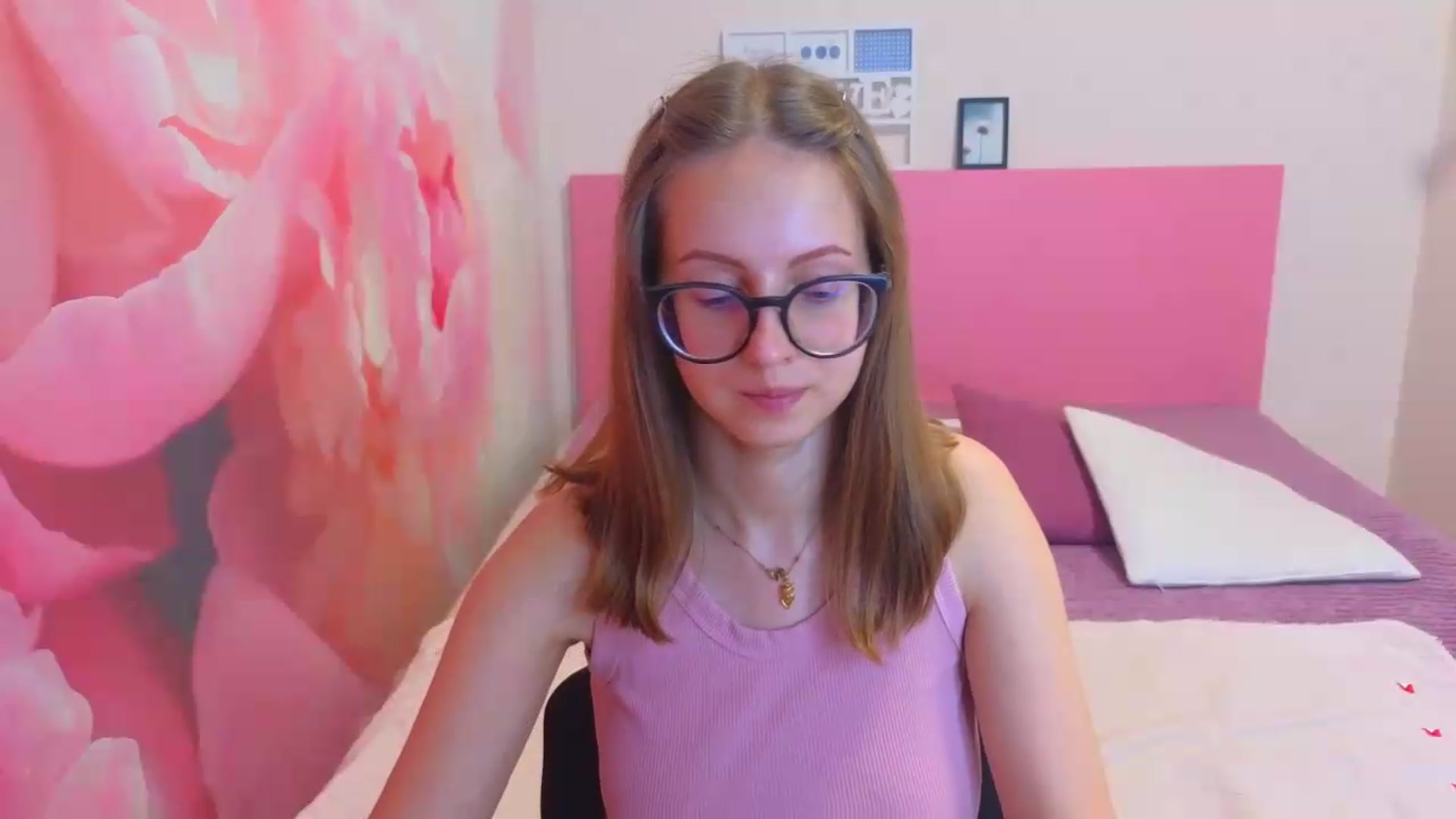Gallery image thumbnail from Kristina_Adel's myfreecams stream on, 06/29/2026, 10:55 image 17 of 20