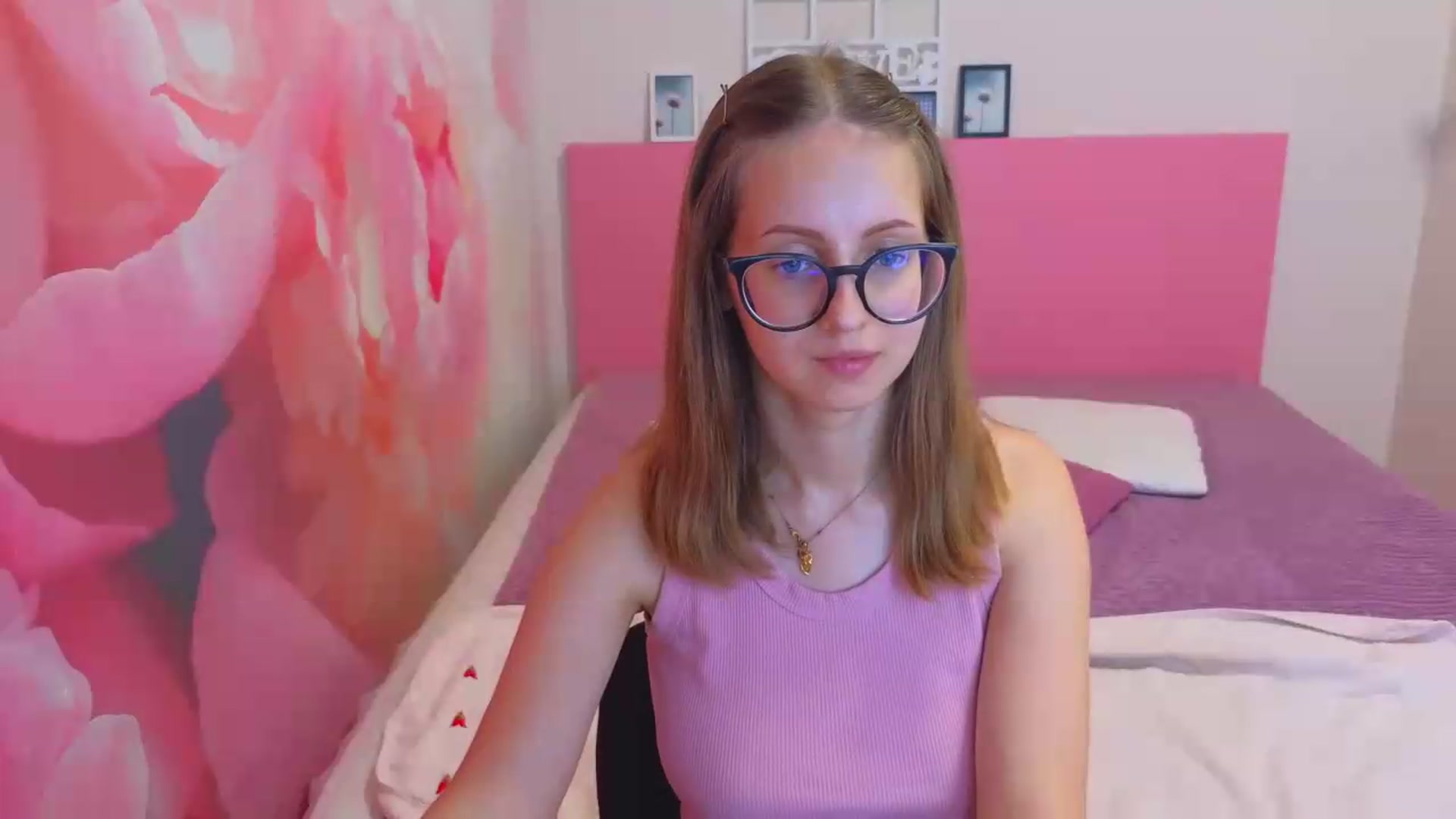 Gallery image thumbnail from Kristina_Adel's myfreecams stream on, 07/02/2026, 10:54 image 14 of 20