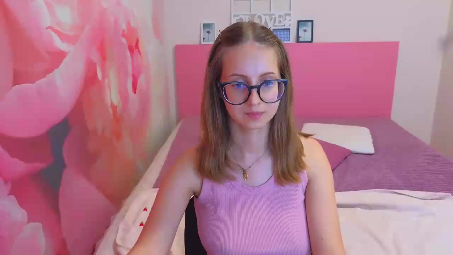 Gallery image thumbnail from Kristina_Adel's myfreecams stream on, 07/02/2026, 10:54 image 3 of 20