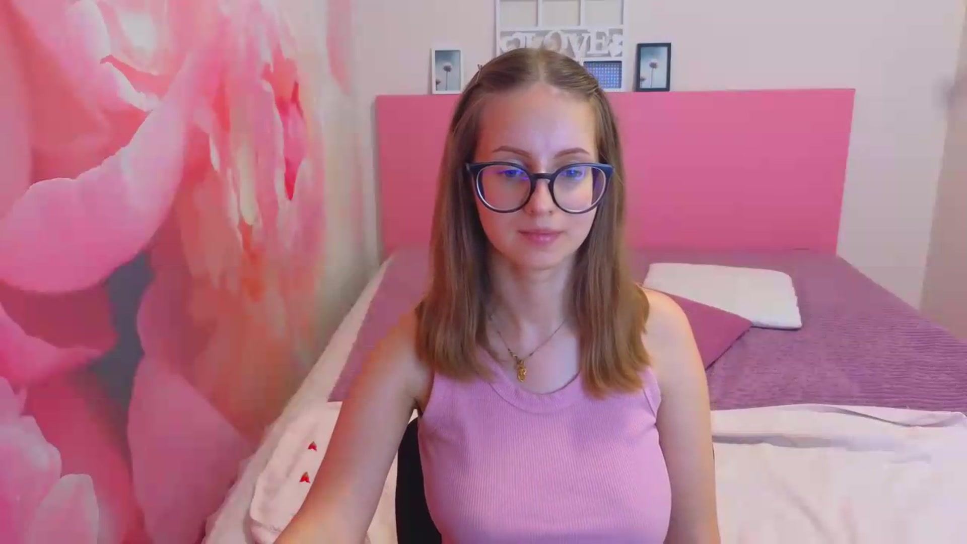 Gallery image thumbnail from Kristina_Adel's myfreecams stream on, 07/02/2026, 10:54 image 6 of 20