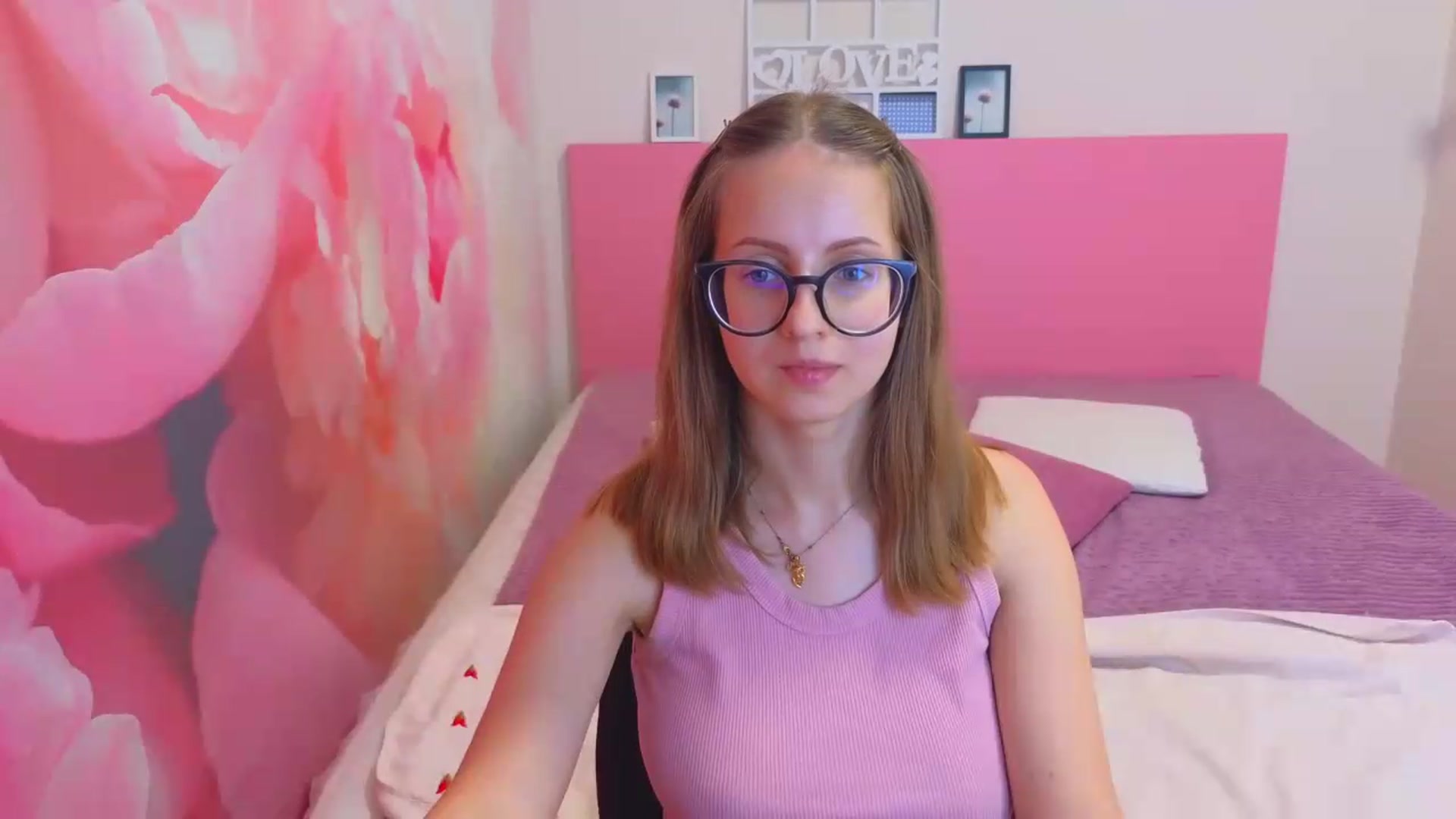 Gallery image thumbnail from Kristina_Adel's myfreecams stream on, 07/02/2026, 10:54 image 11 of 20
