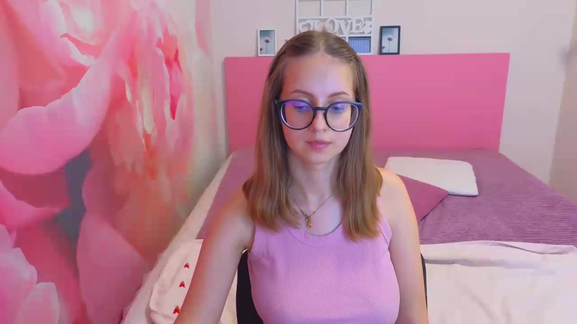 Gallery image thumbnail from Kristina_Adel's myfreecams stream on, 07/02/2026, 10:54 image 7 of 20