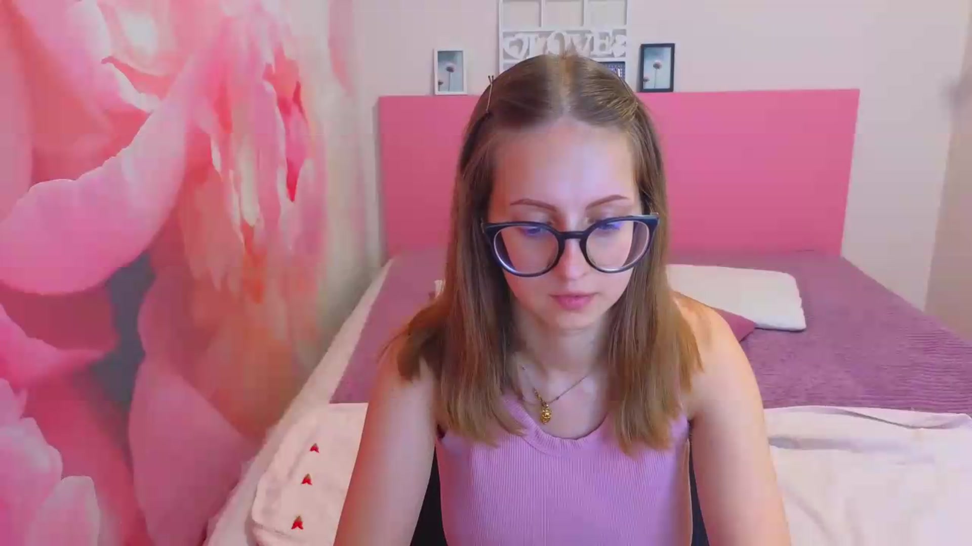 Gallery image thumbnail from Kristina_Adel's myfreecams stream on, 07/02/2026, 10:54 image 13 of 20